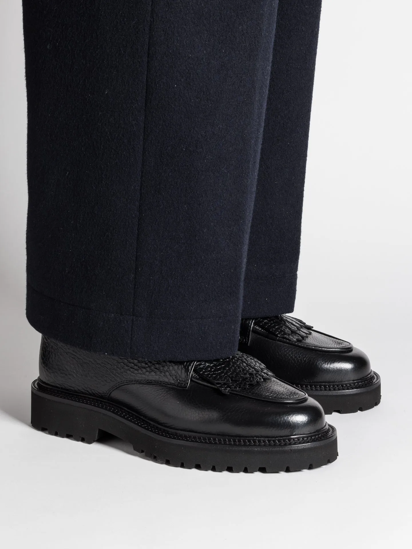 MAX BLACK sold by Jacques Soloviere product image thumbnail 2