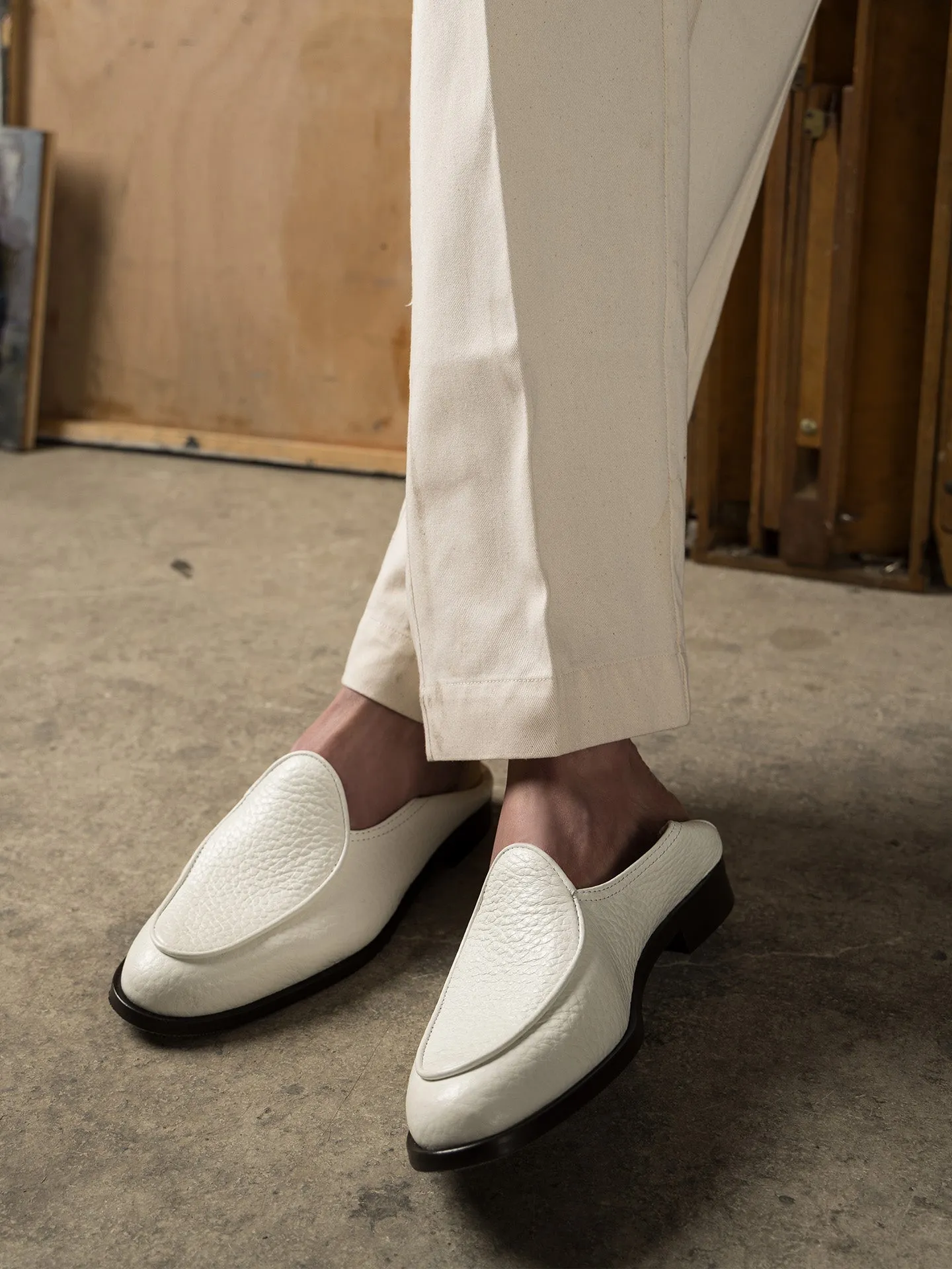 CHRIS WHITE sold by Jacques Soloviere product image thumbnail 5