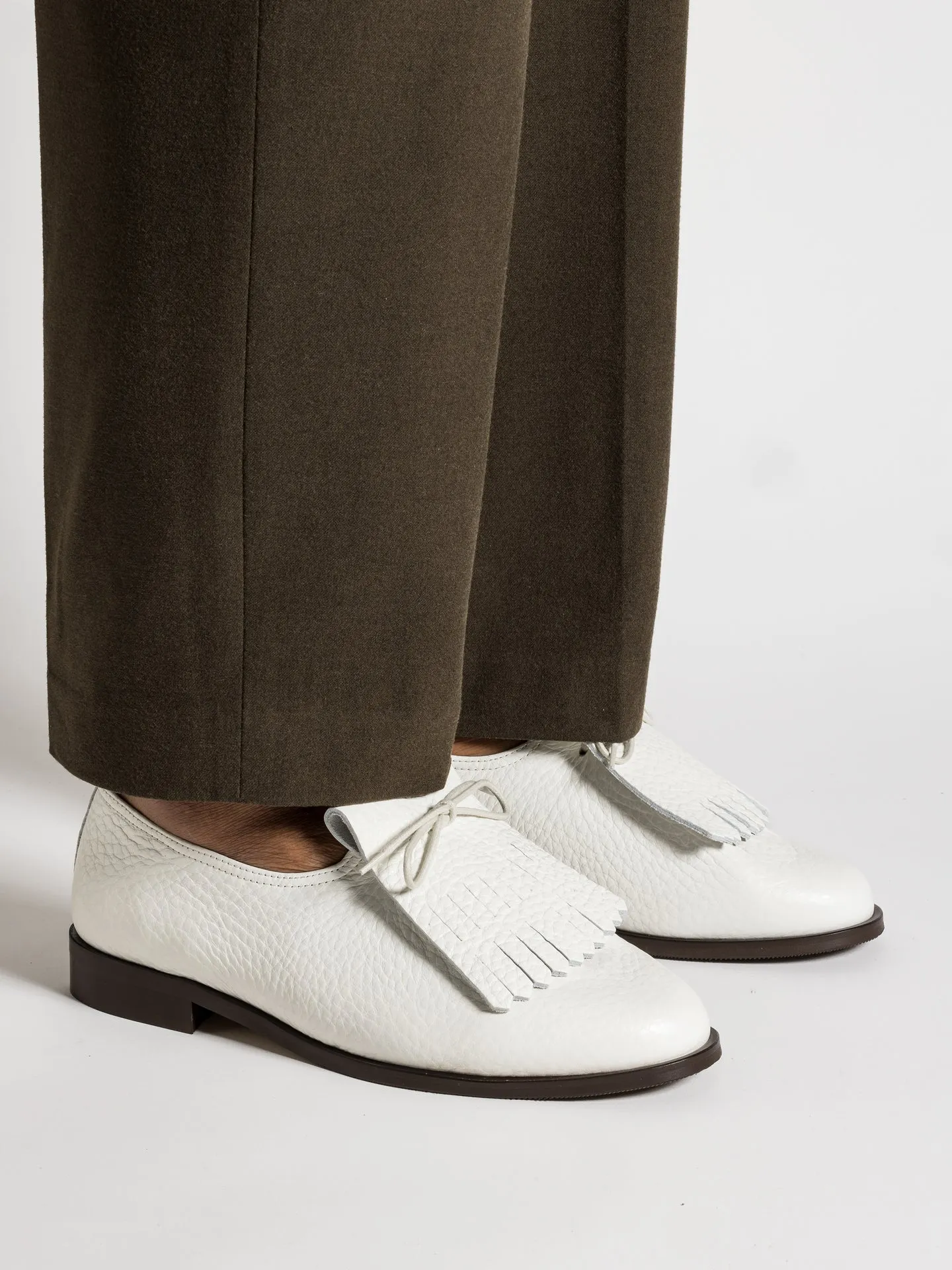 MATT NEW WHITE sold by Jacques Soloviere product image thumbnail 3