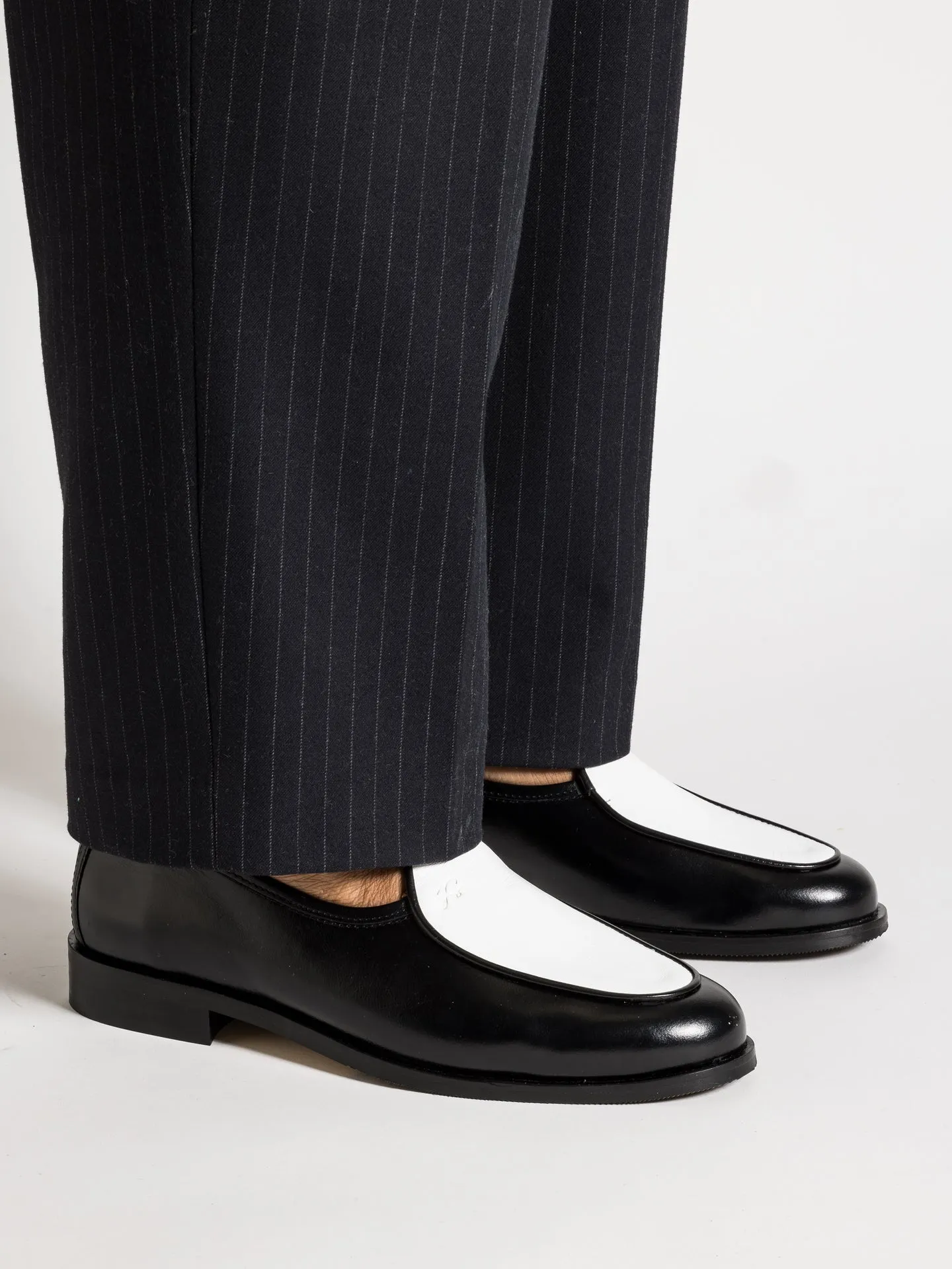 JACQUES NEW BLACK & WHITE sold by Jacques Soloviere product image thumbnail 2