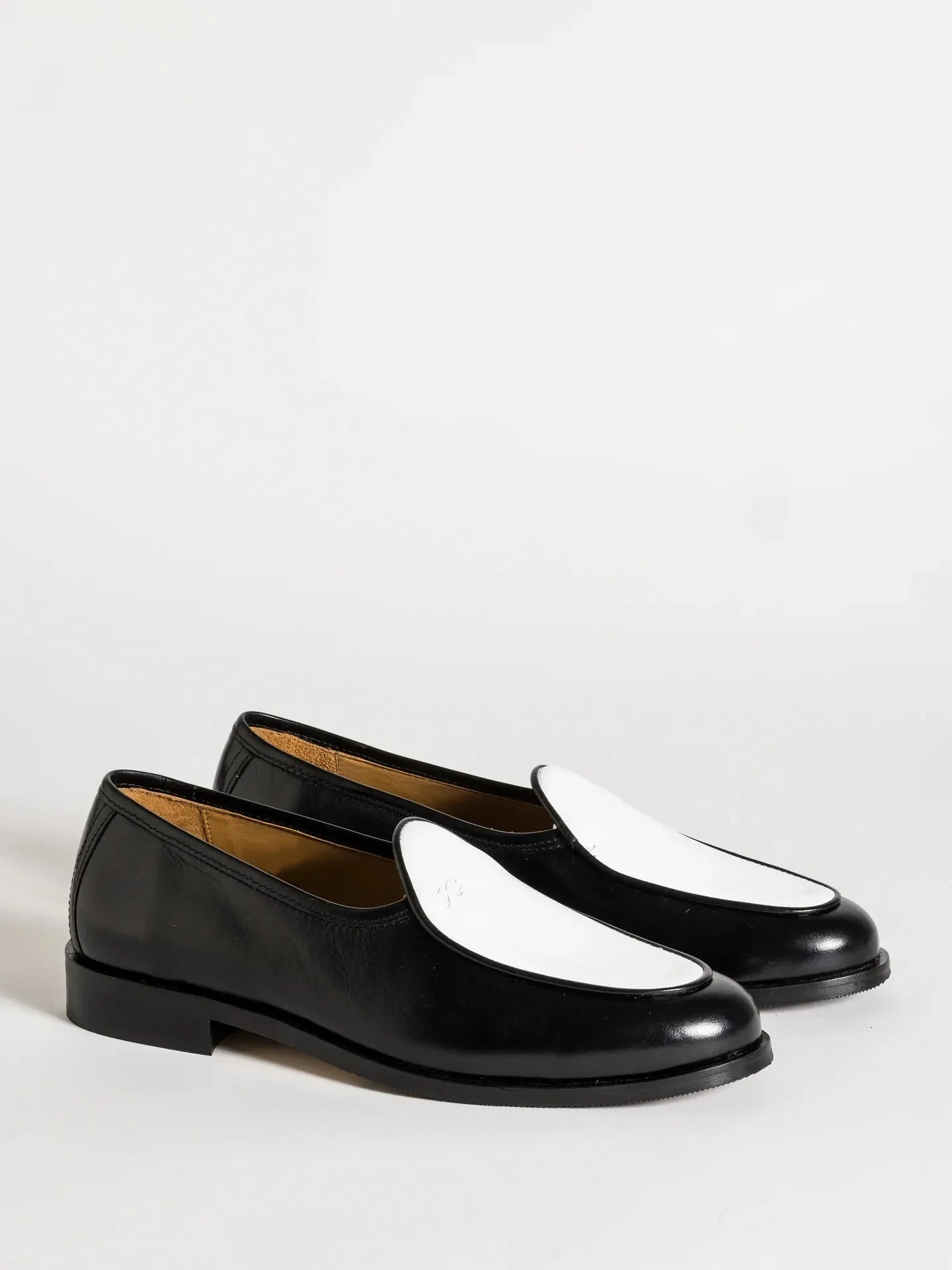 JACQUES NEW BLACK & WHITE sold by Jacques Soloviere