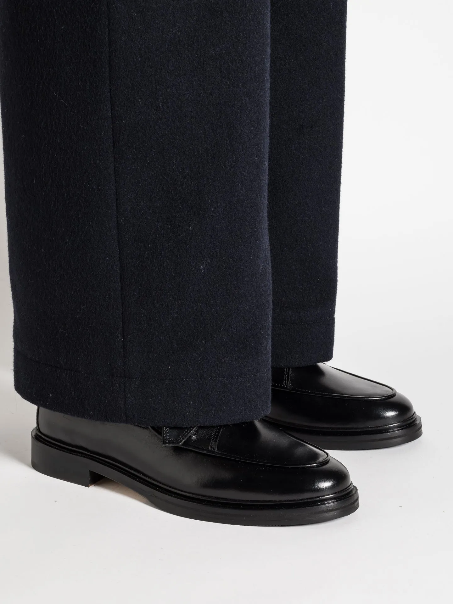 SERGE BLACK sold by Jacques Soloviere product image thumbnail 2