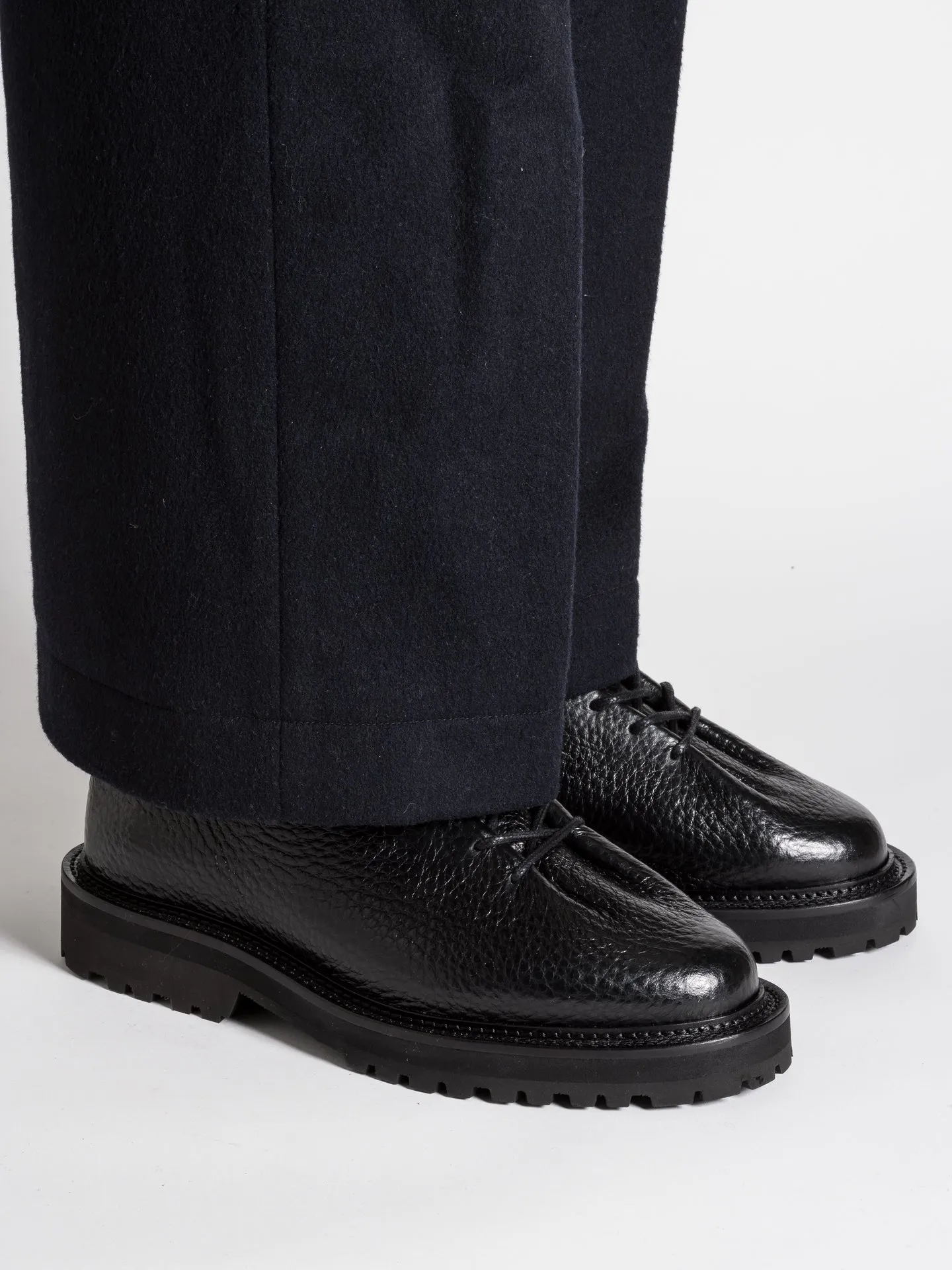 EDOUARD LUG BOLD BLACK sold by Jacques Soloviere product image thumbnail 2