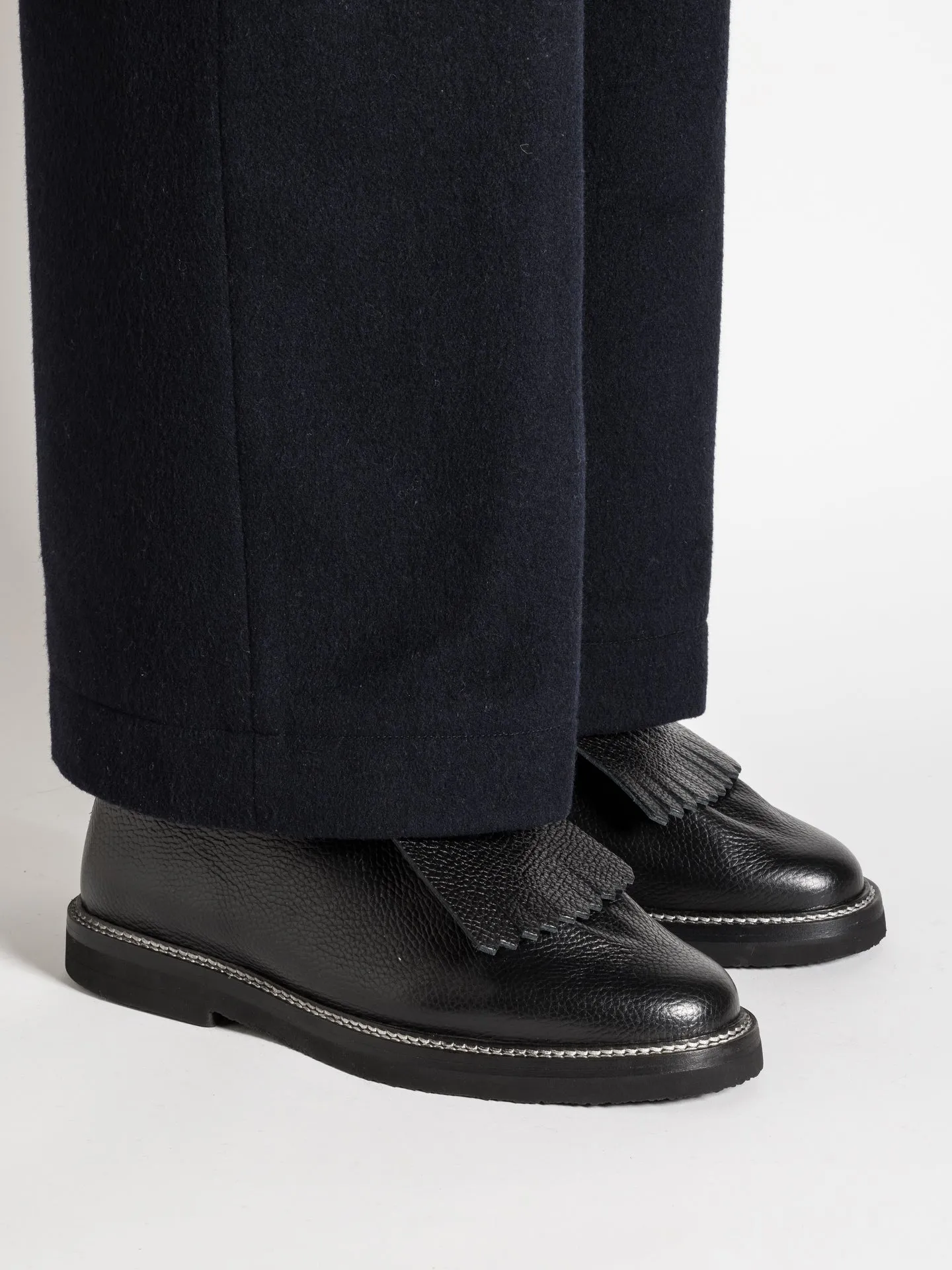 RAY BLACK GRAINED sold by Jacques Soloviere product image thumbnail 3