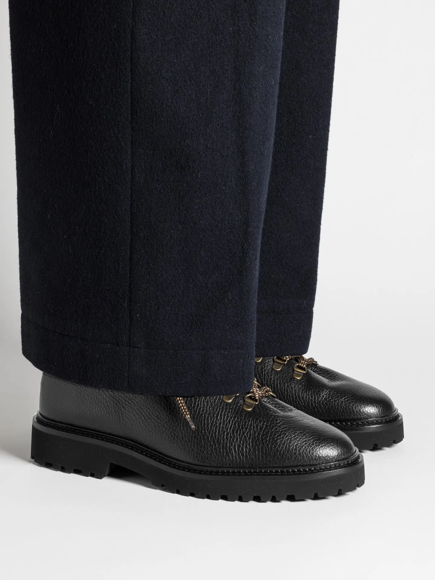 RASMUS LUG BLACK sold by Jacques Soloviere product image thumbnail 3