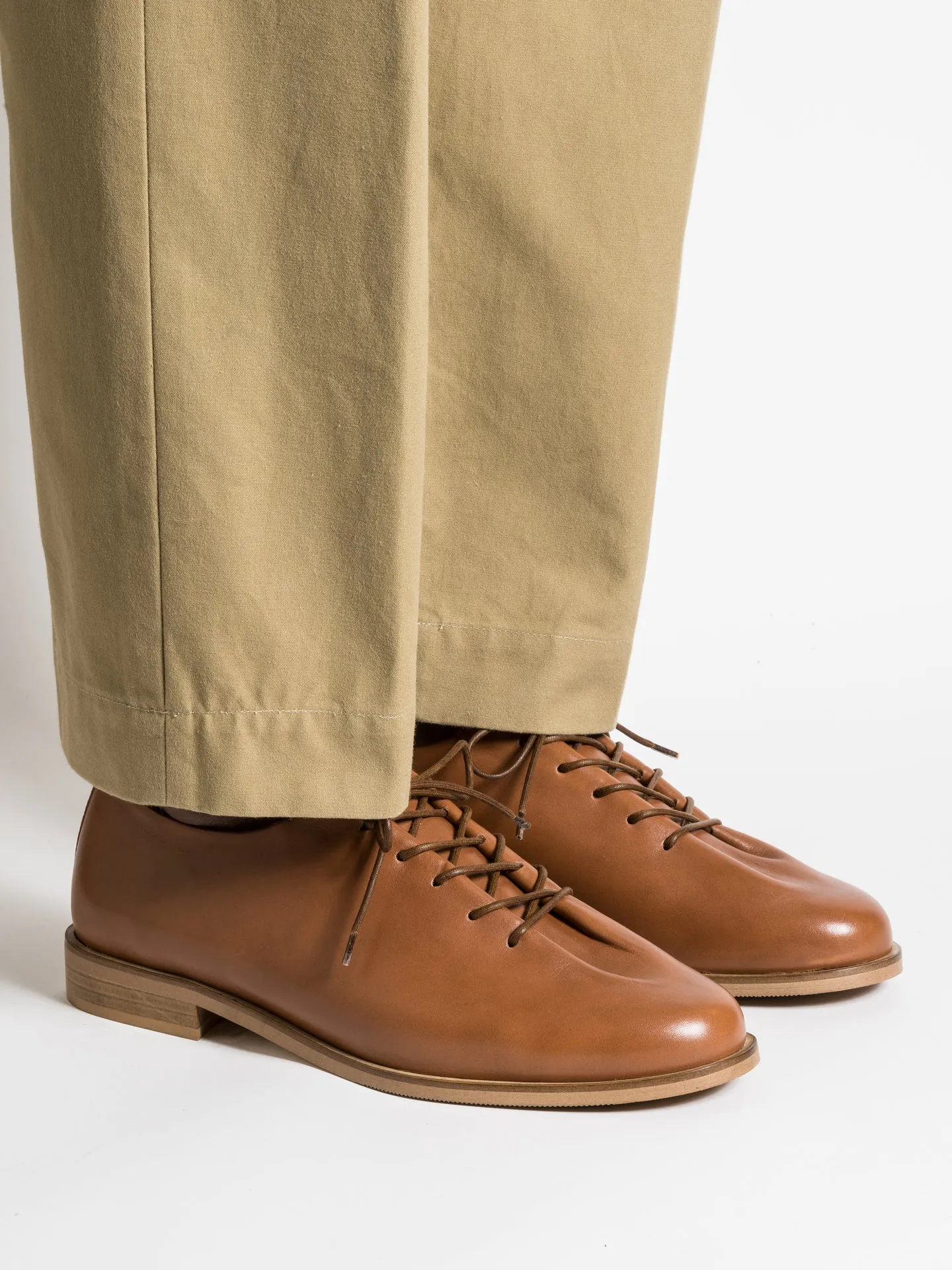 HED TAN sold by Jacques Soloviere product image thumbnail 2