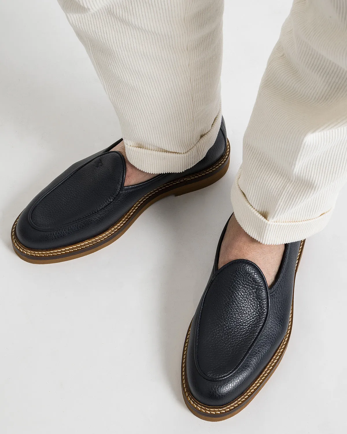 LEX GRAINED NAVY sold by Jacques Soloviere product image thumbnail 4