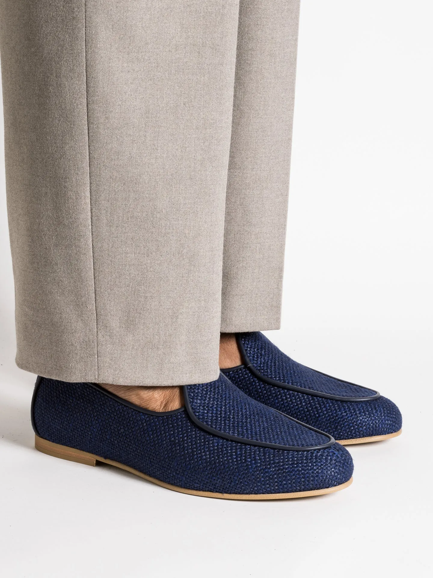 JACQUES LINEN NAVY sold by Jacques Soloviere product image thumbnail 2