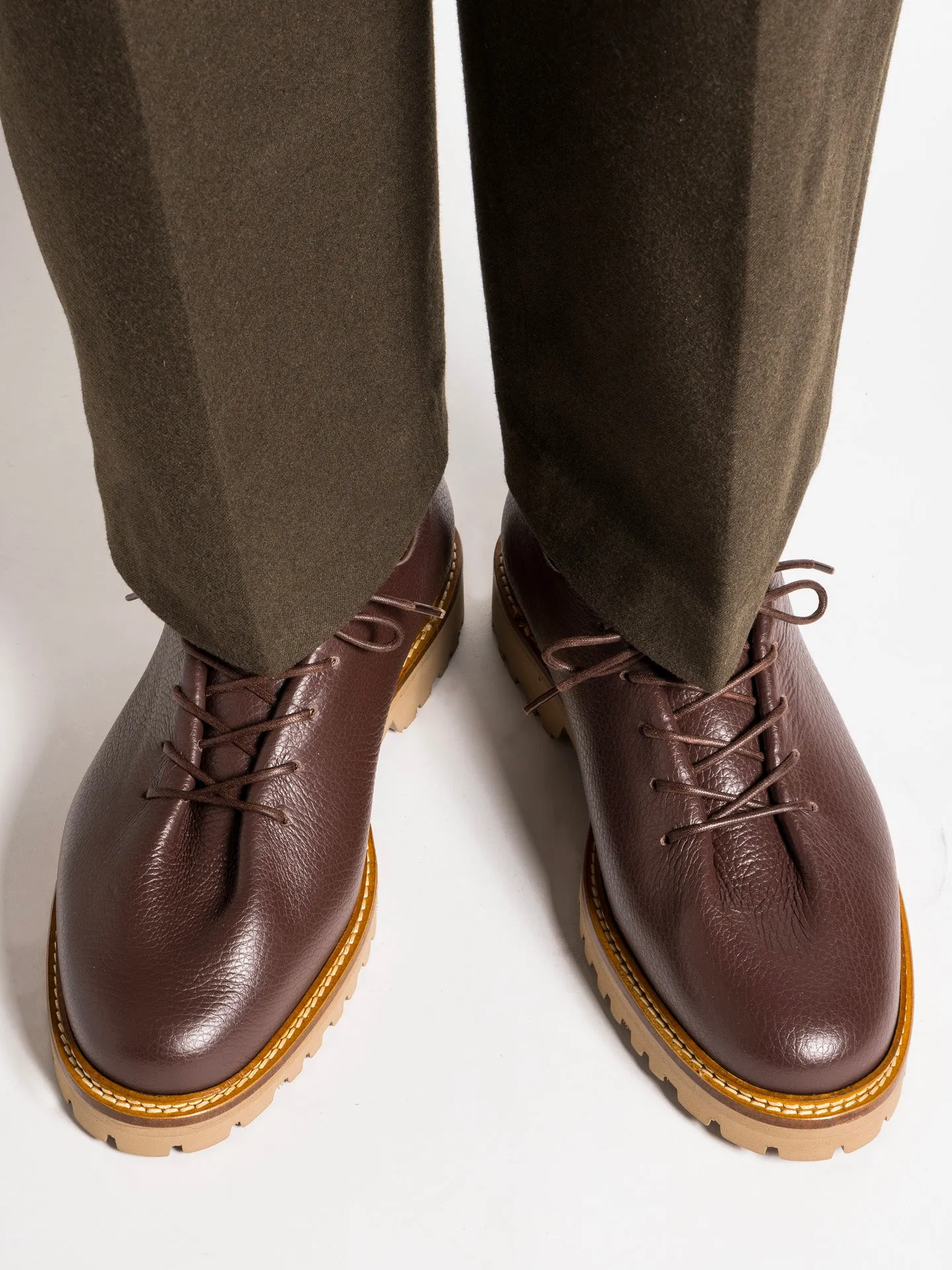 EDOUARD LUG GRAINED CAFÉ sold by Jacques Soloviere product image thumbnail 3