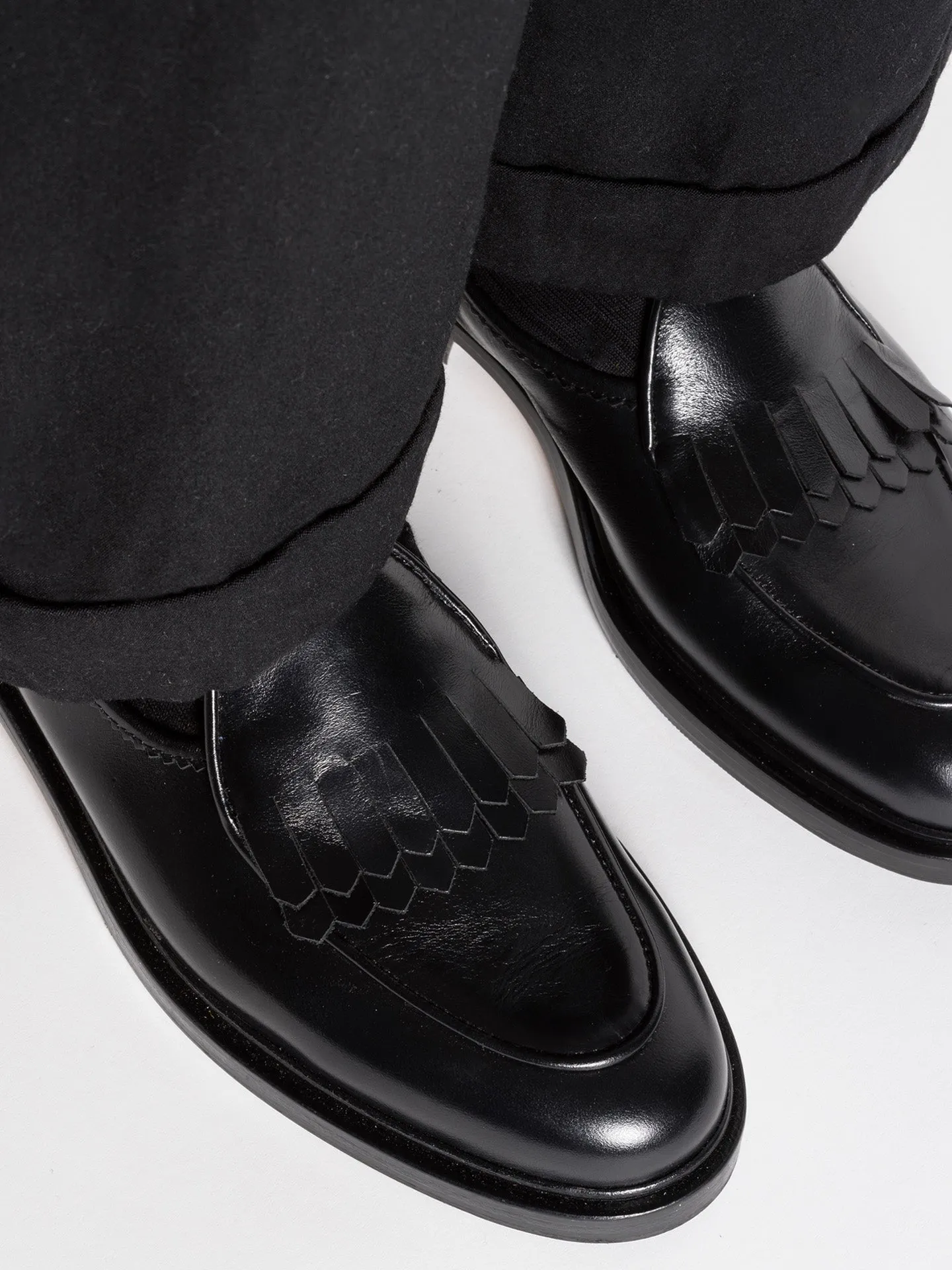 HADY BLACK sold by Jacques Soloviere product image thumbnail 3