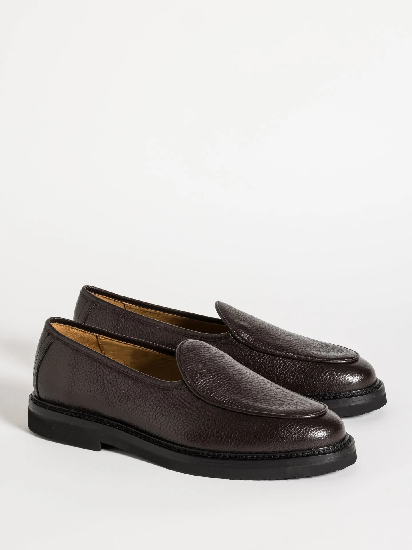 ALEXIS EBANO GRAINED sold by Jacques Soloviere