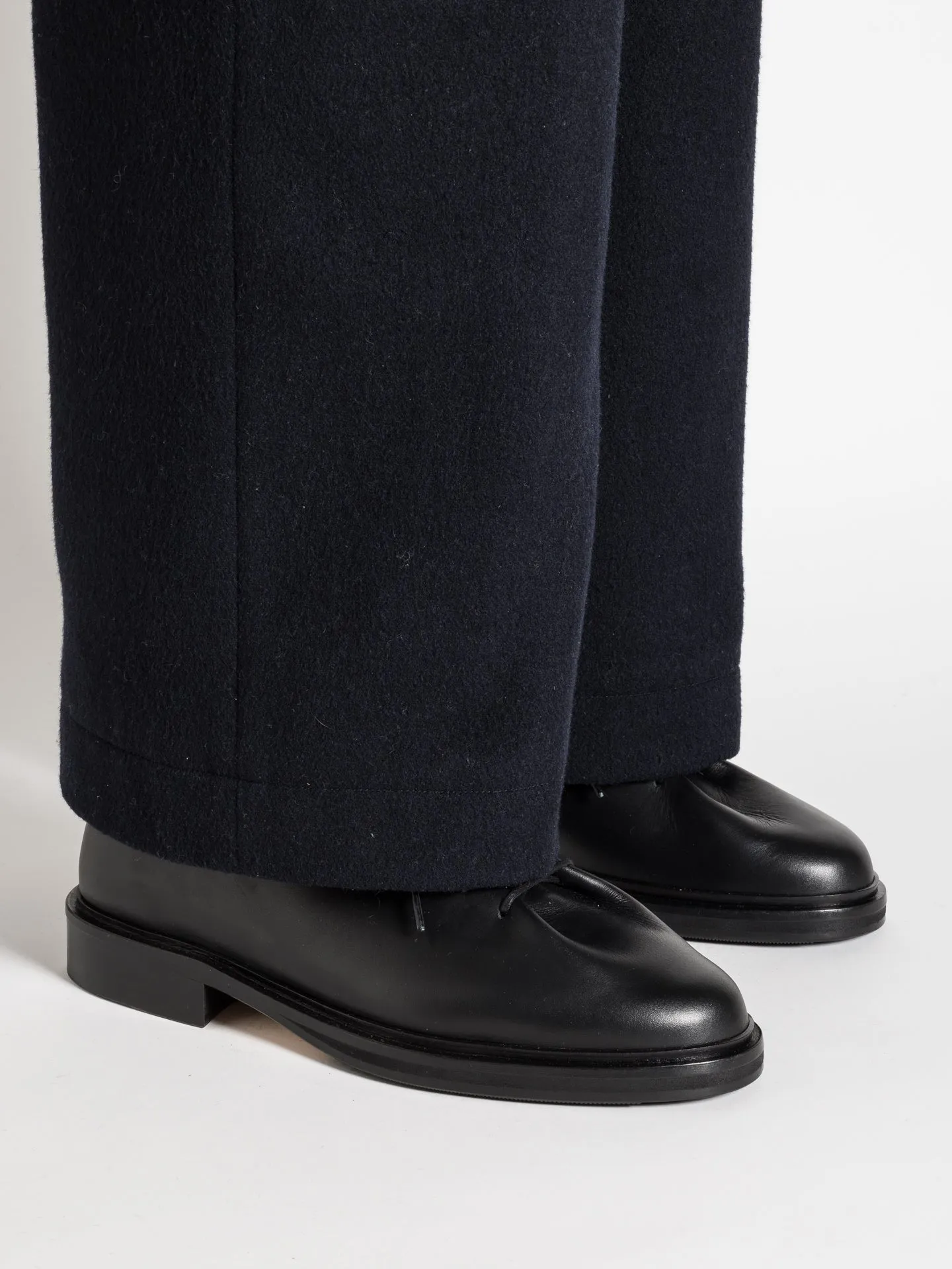 EDOUARD BLACK sold by Jacques Soloviere product image thumbnail 2