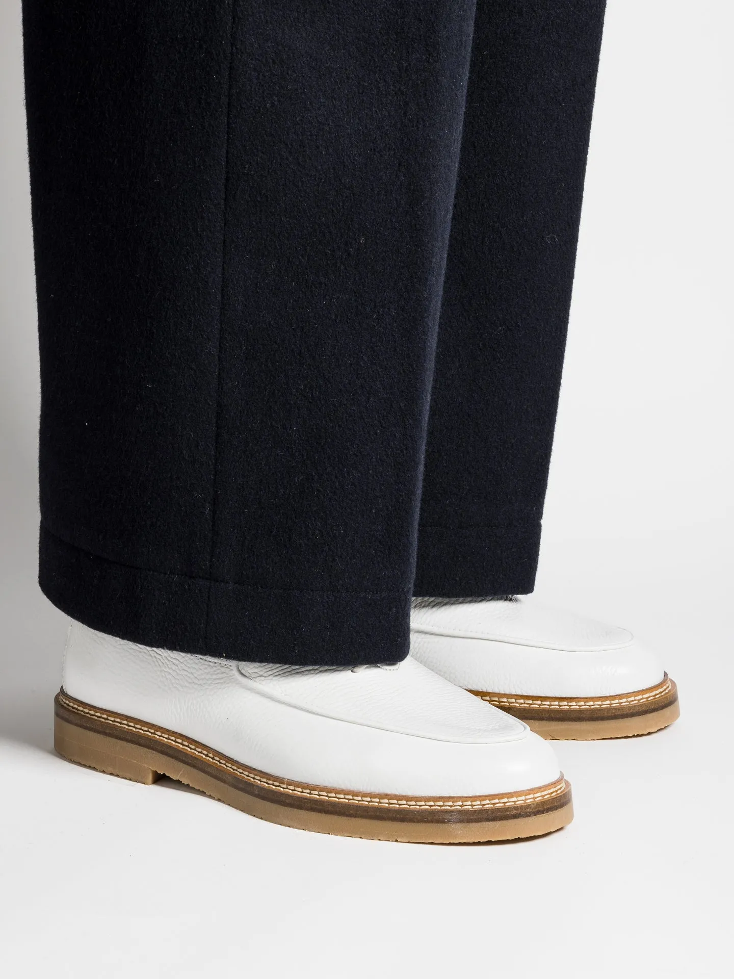 OLIVIER WHITE GRAINED sold by Jacques Soloviere product image thumbnail 2