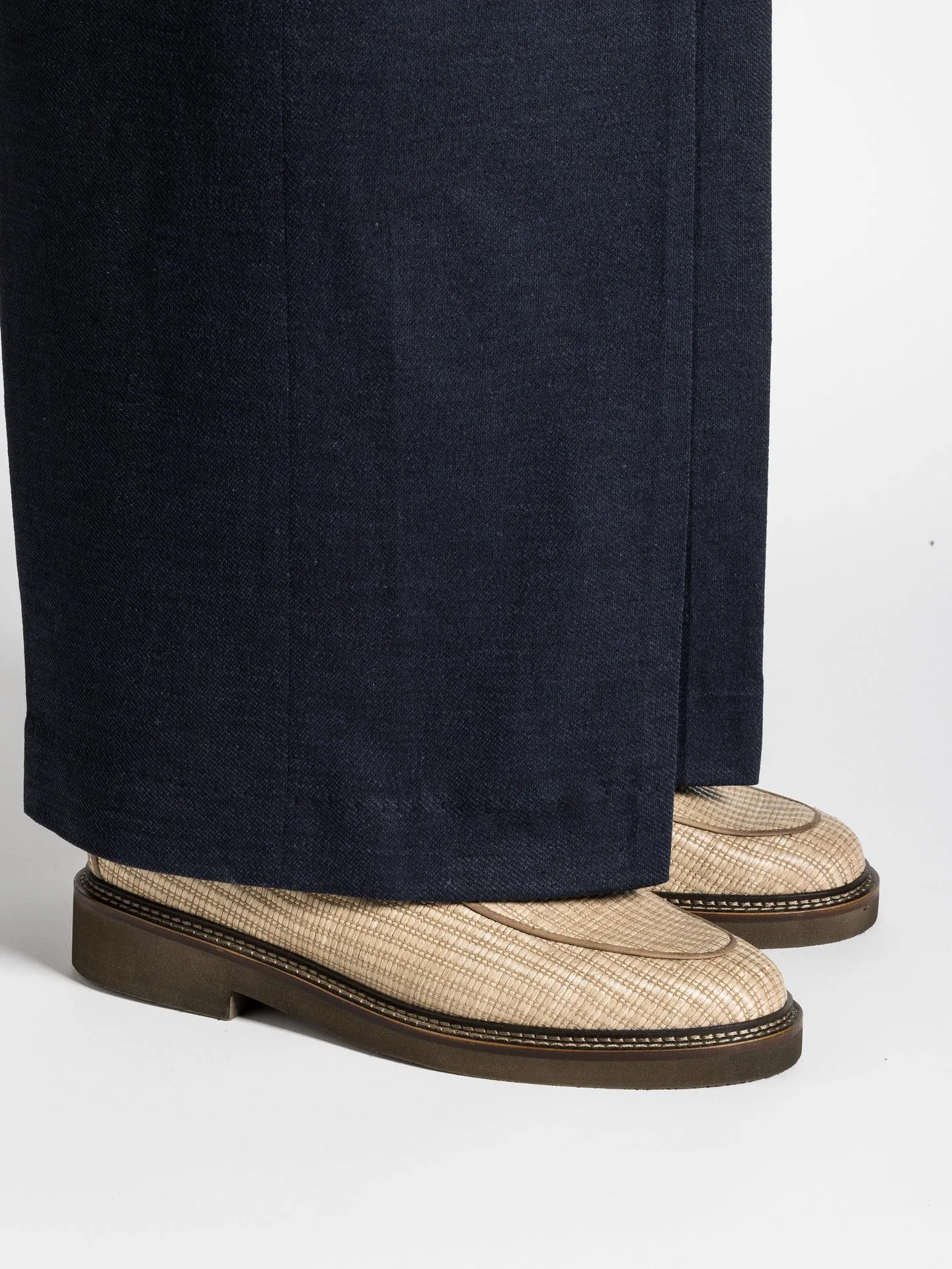 LEX RAFFIA TAUPE sold by Jacques Soloviere product image thumbnail 2