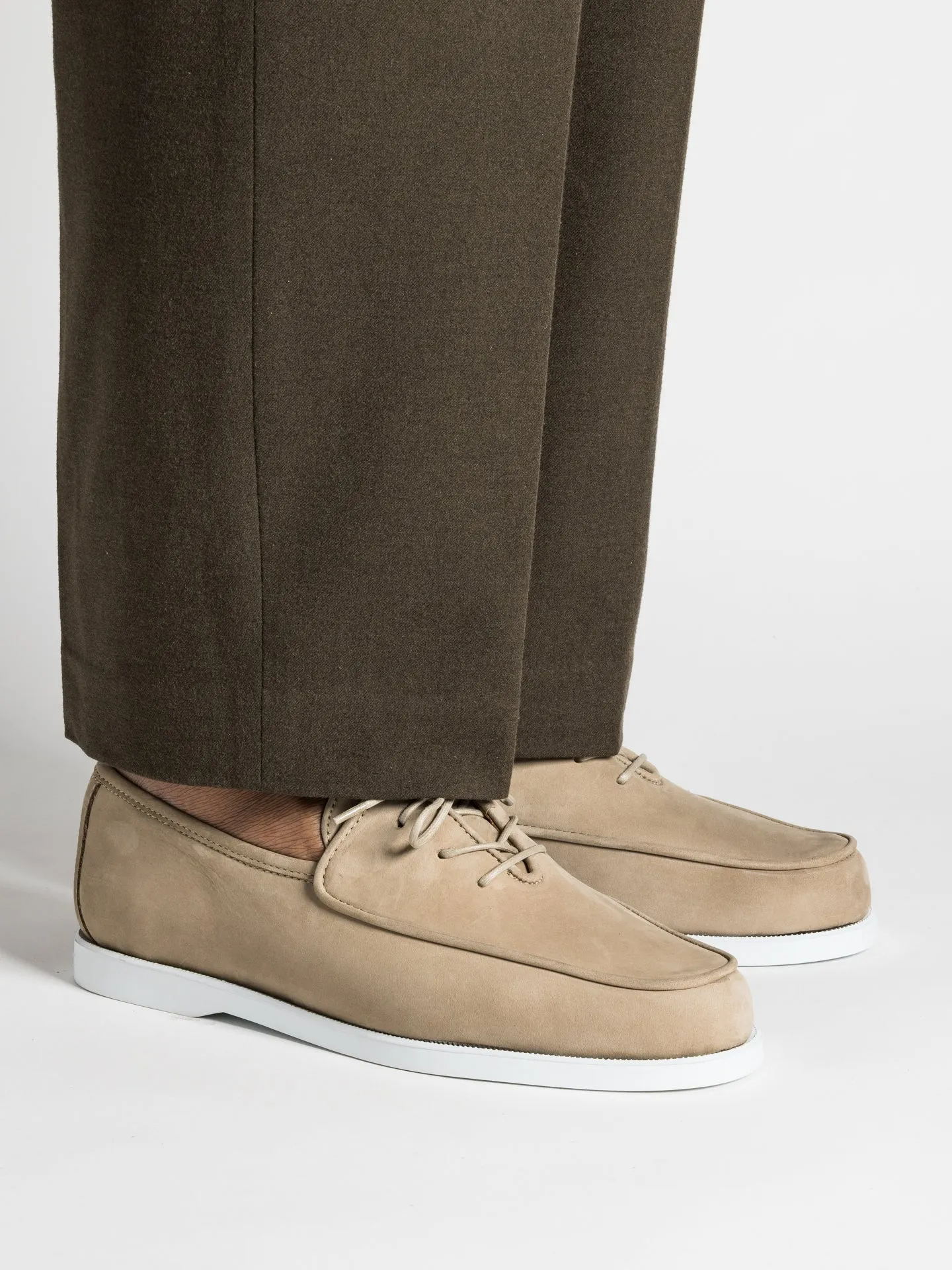 OLI BOAT BEIGE sold by Jacques Soloviere product image thumbnail 2