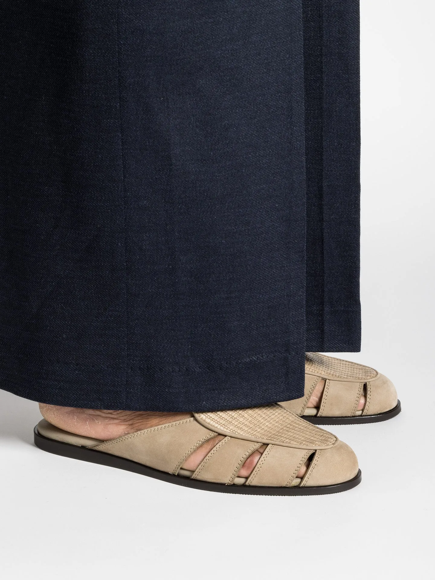 CAPRI MULE RAFFIA TAUPE sold by Jacques Soloviere product image thumbnail 2