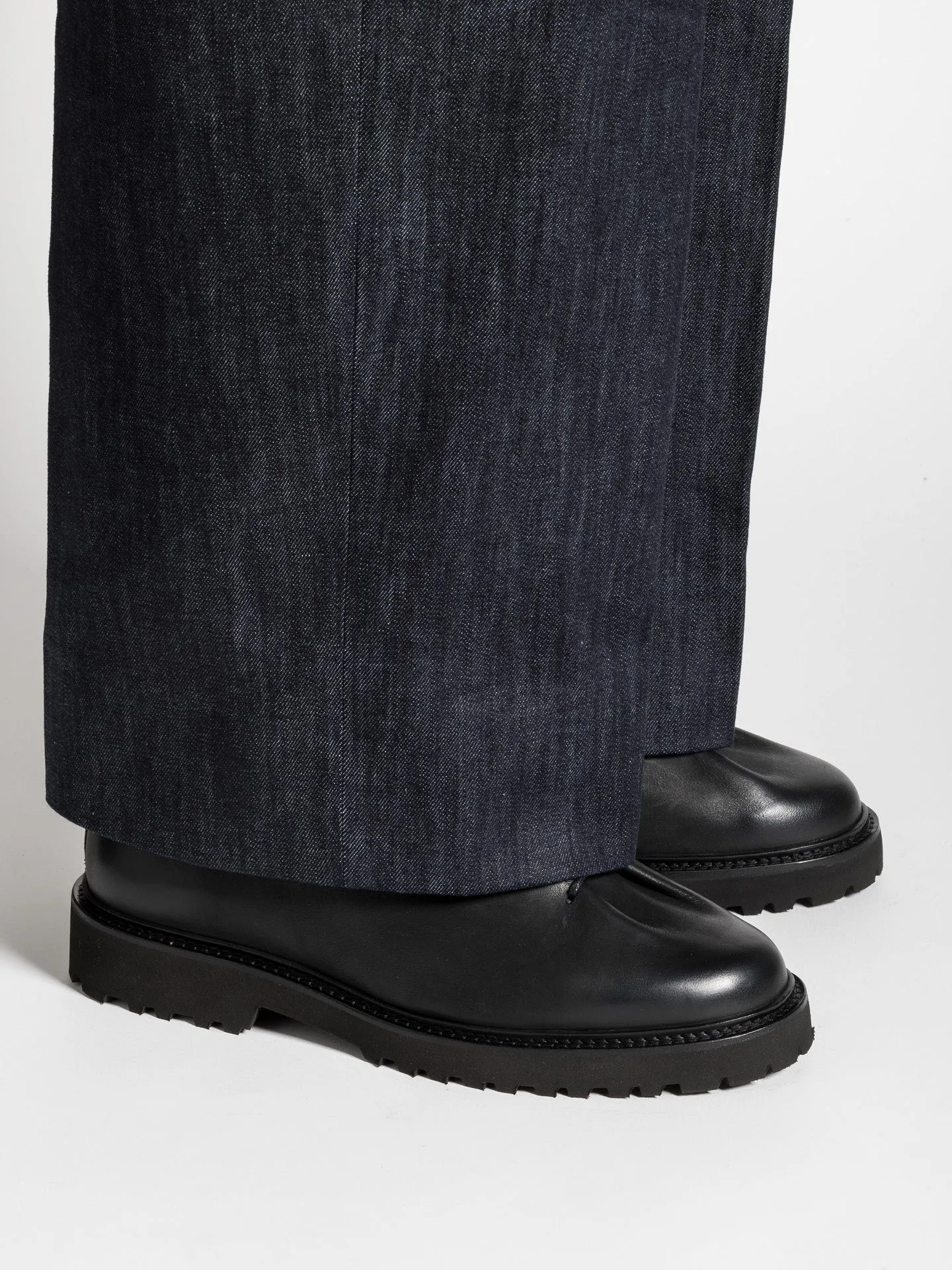 EDOUARD LUG AMARELLO CALF BLACK sold by Jacques Soloviere product image thumbnail 2