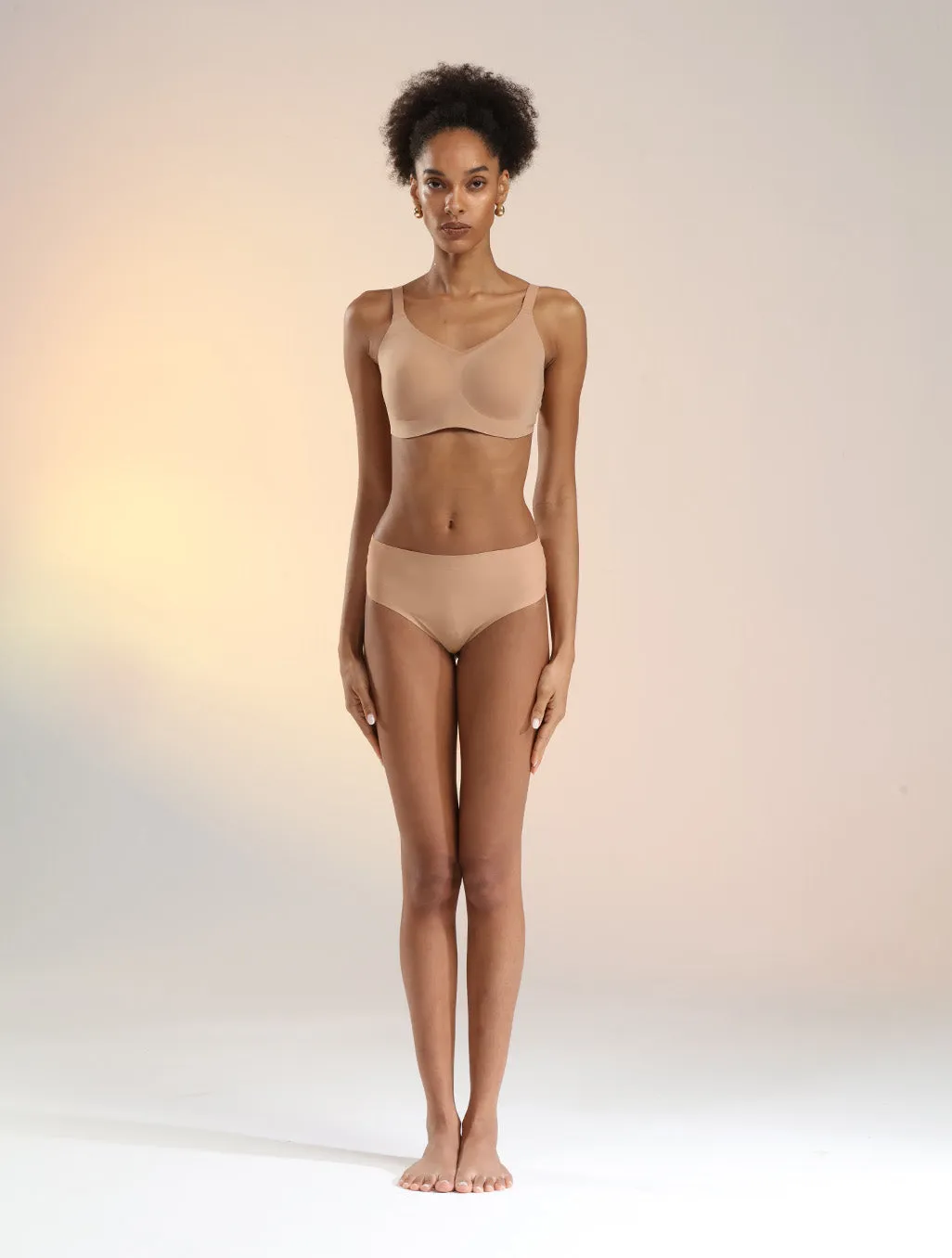Zero Gravity Plunge Sculpt Mesh Bra sold by Comfelie product image thumbnail 2