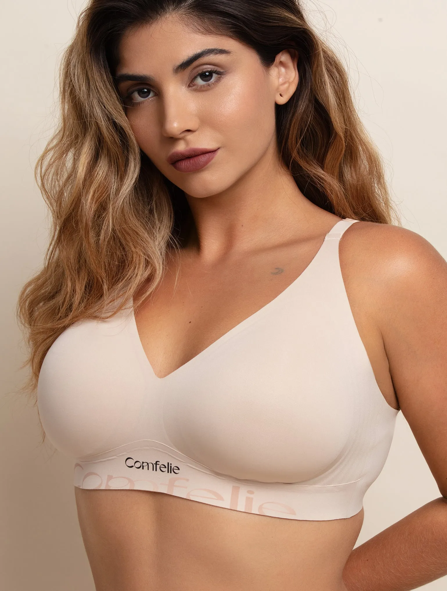 Nano Soft VIVA V Neck Smart Seamless Bra sold by Comfelie
