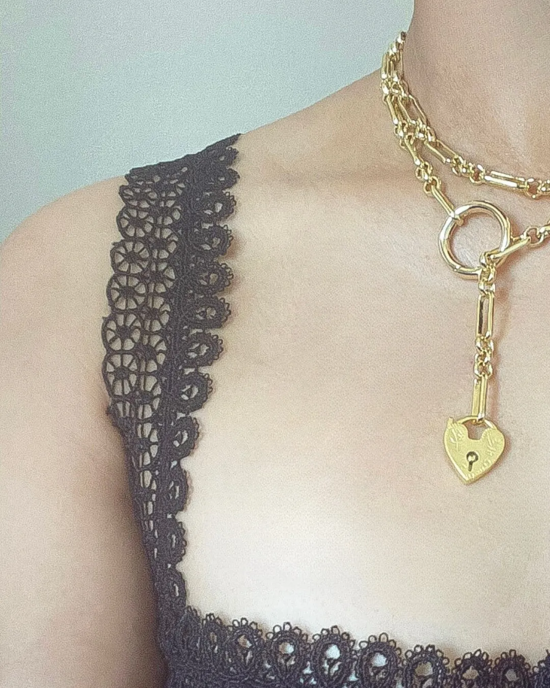 Heartlock Strand sold by Ordonez Le product image thumbnail 2