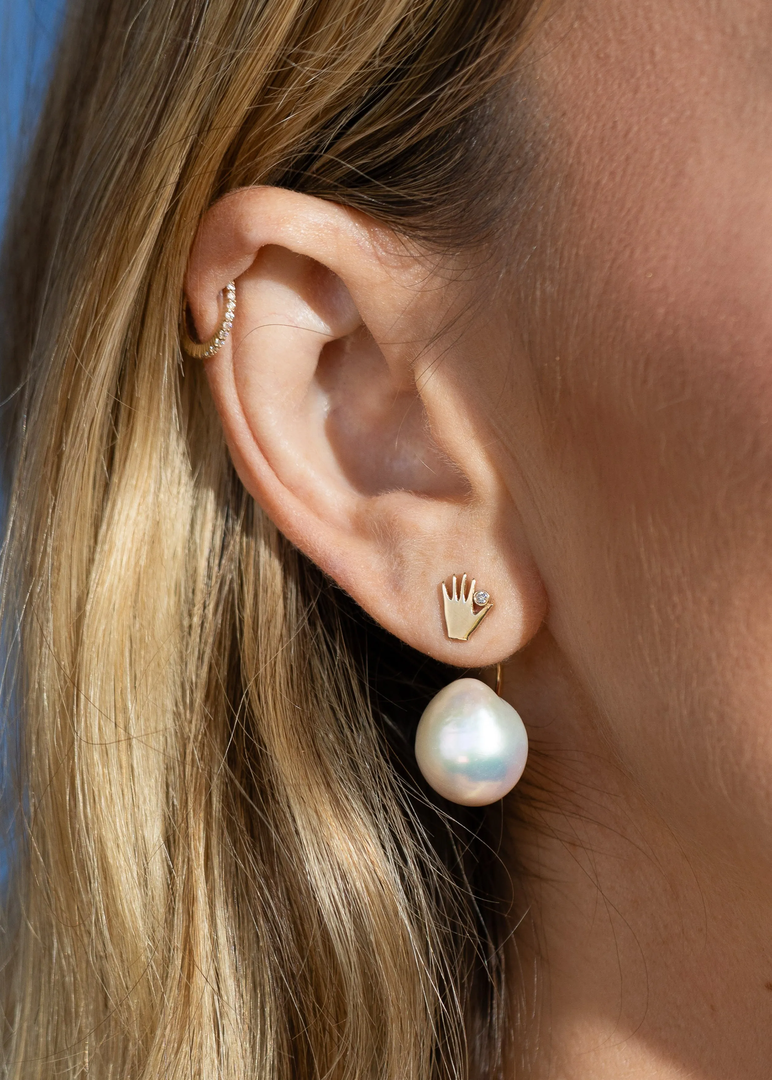 Diamond in Hand Studs with Pearl Earring Jacket sold by Sophie Ratner product image thumbnail 4