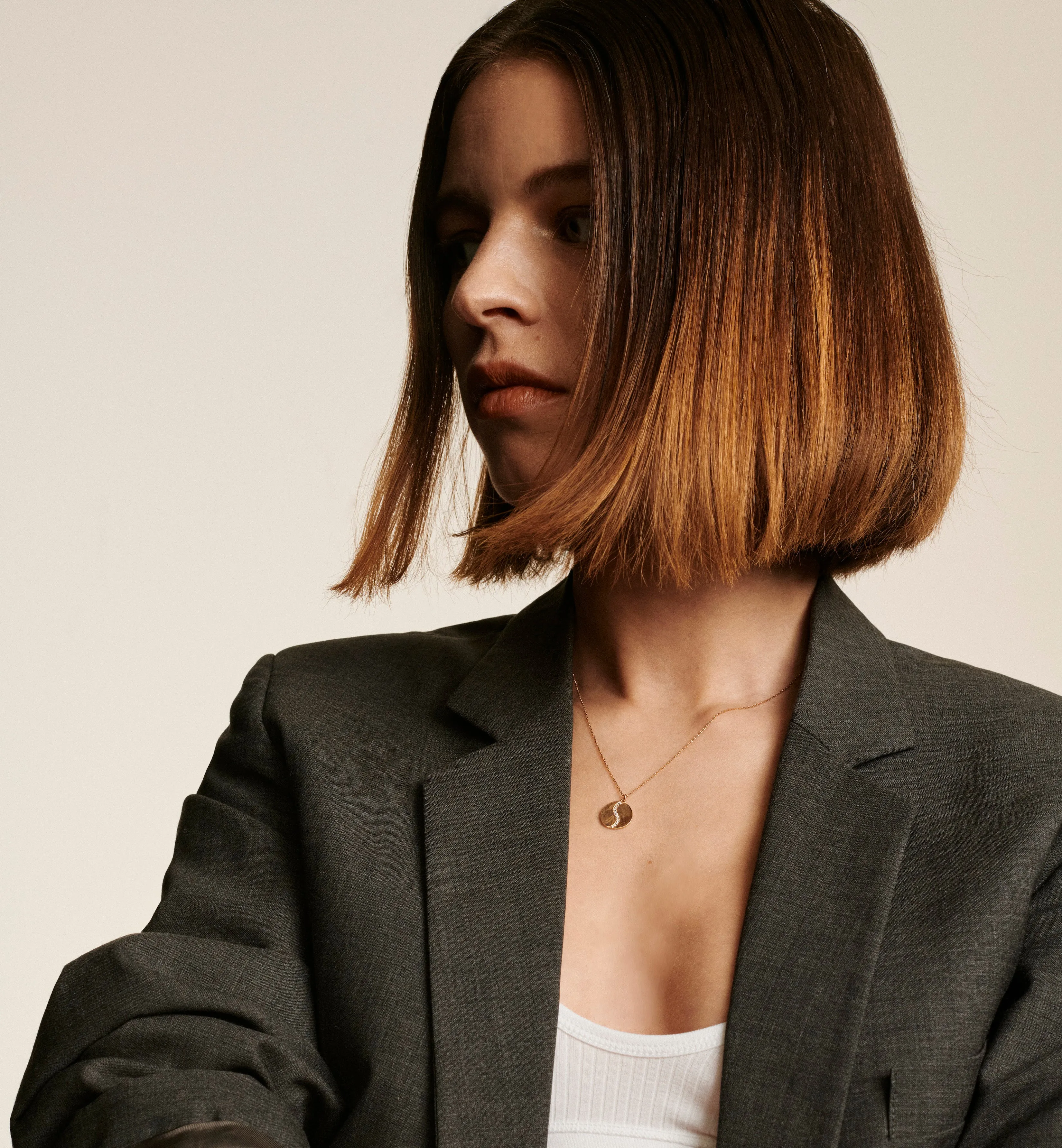 Pave Sway Disk Pendant sold by Sophie Ratner product image thumbnail 2