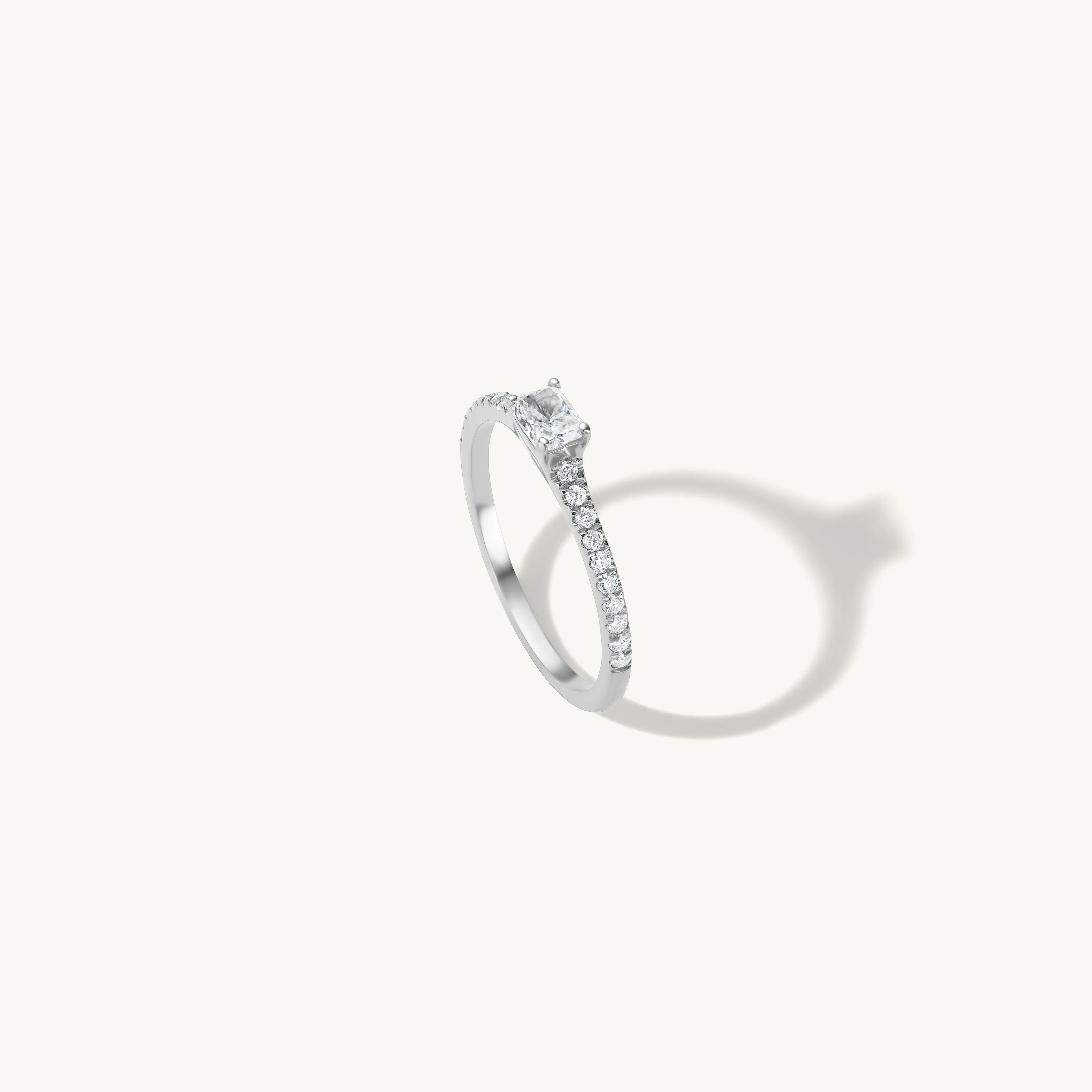 Emerald Ring with Pave Band sold by Sophie Ratner product image thumbnail 4