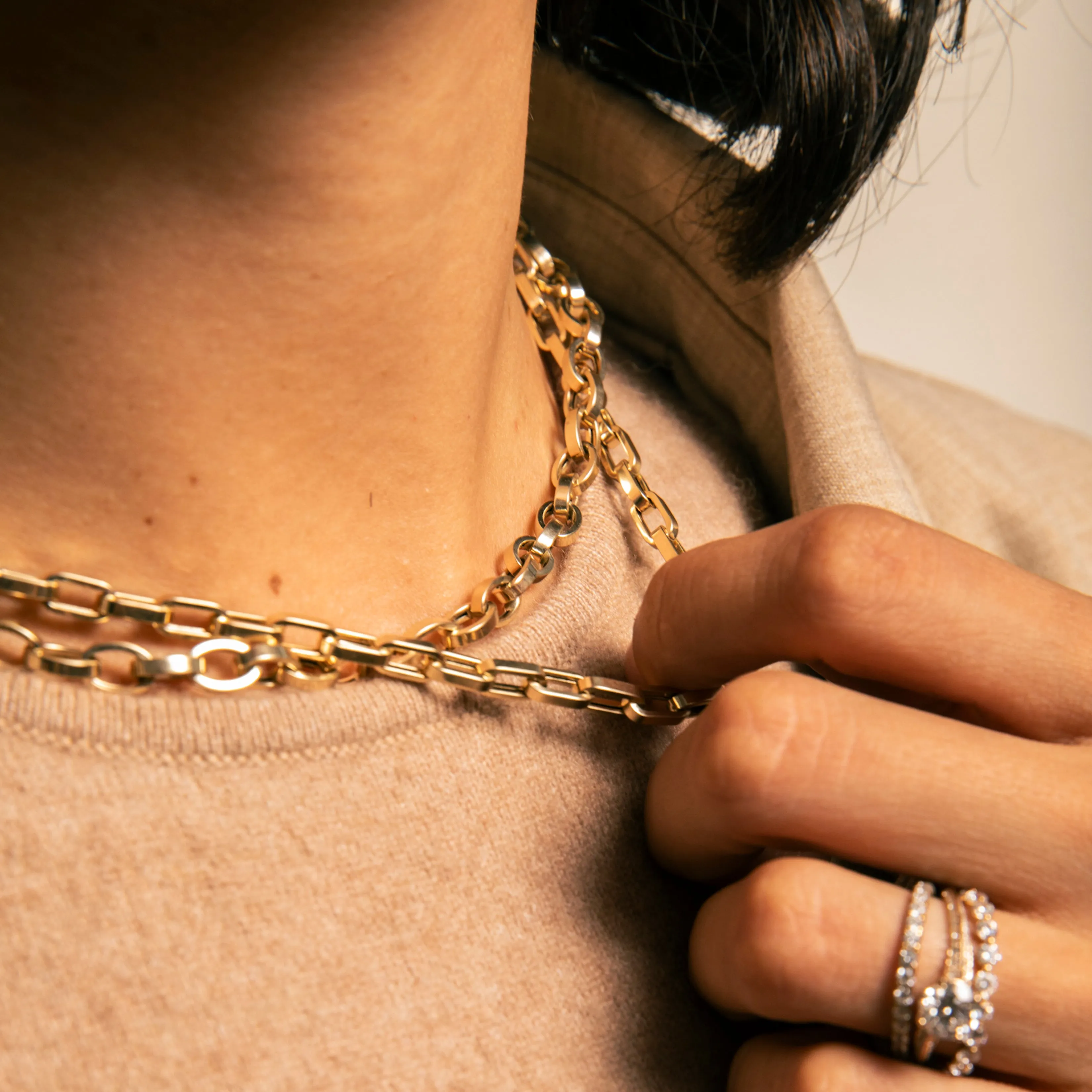 Chunky Flat Oval Chain Necklace sold by Sophie Ratner product image thumbnail 4