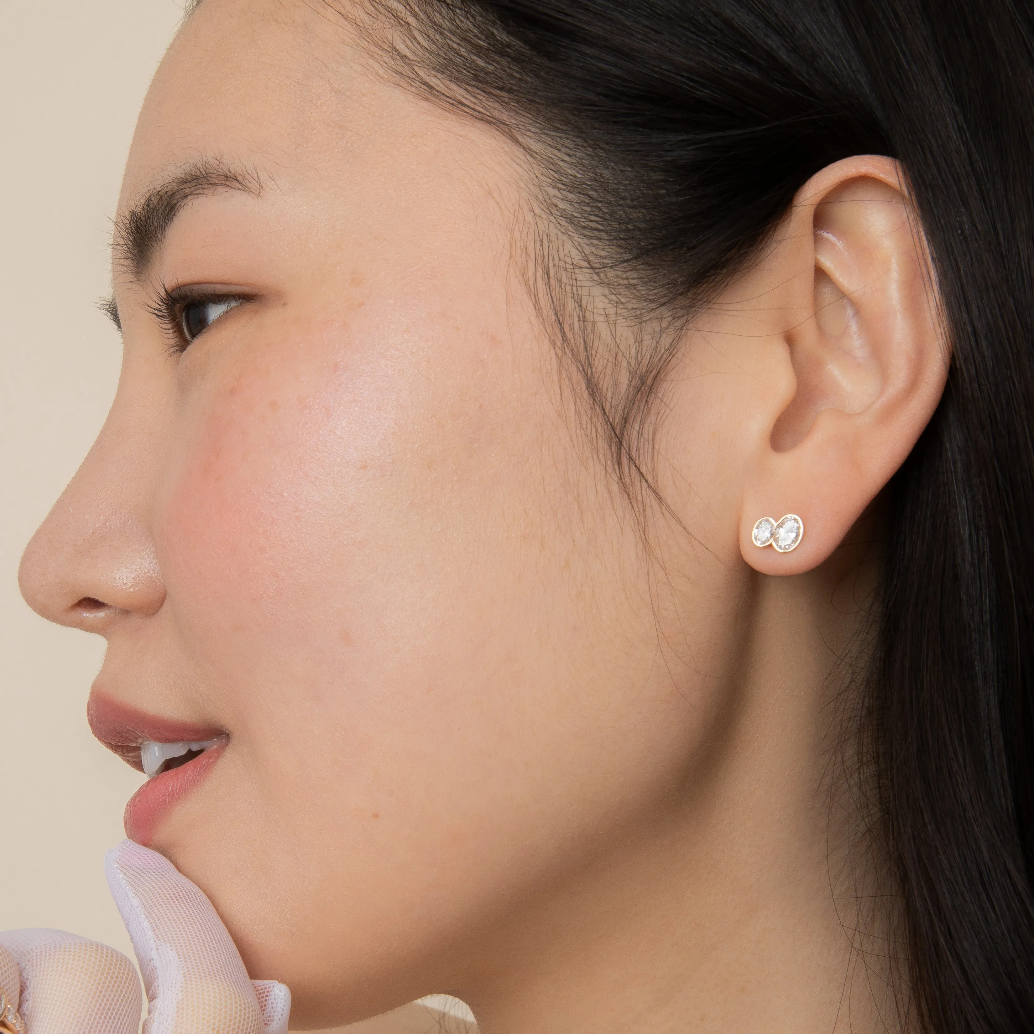 Duet Oval Stud - In Stock sold by Sophie Ratner product image thumbnail 2