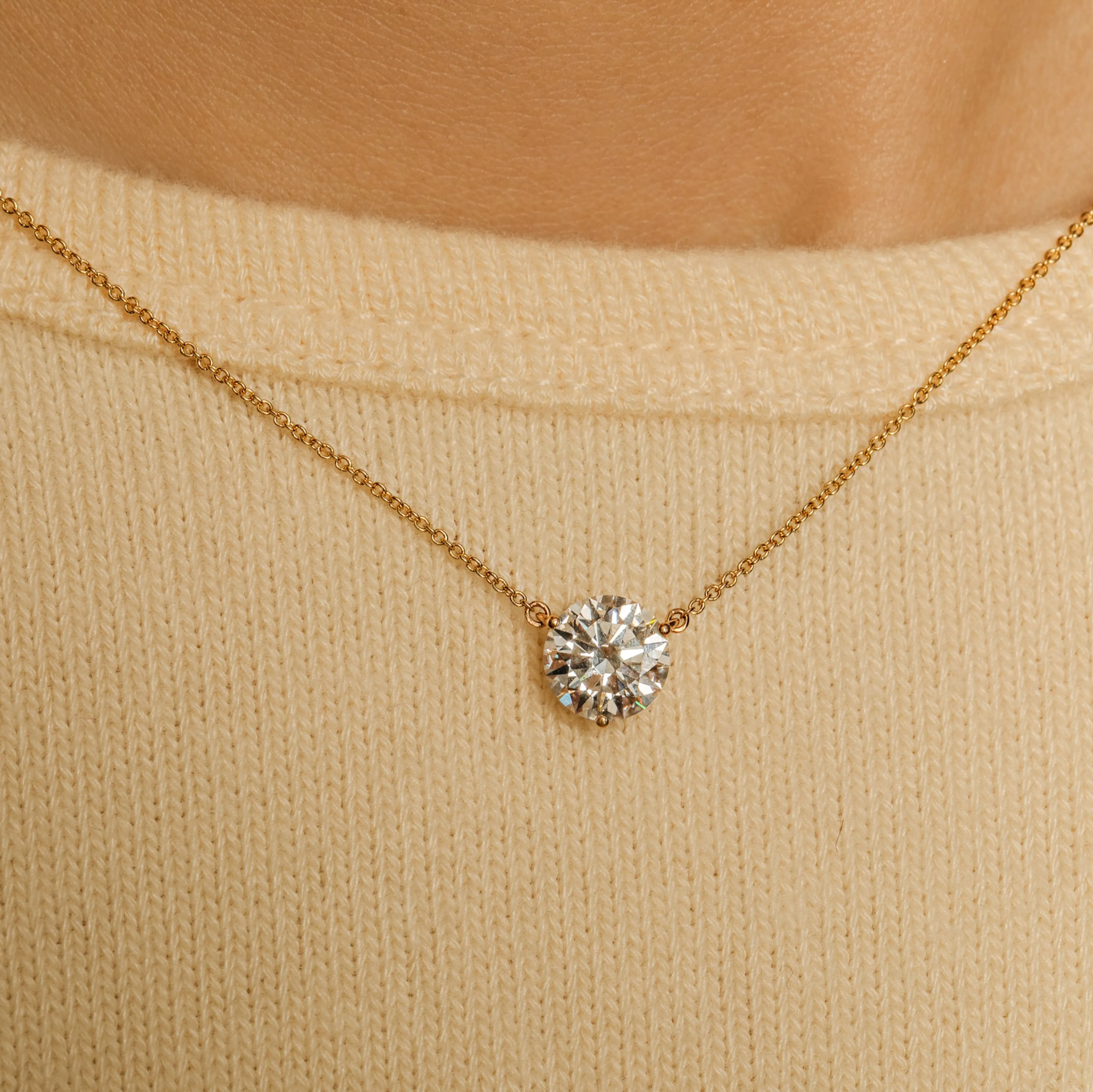 Fluted Diamond Necklace sold by Sophie Ratner product image thumbnail 2