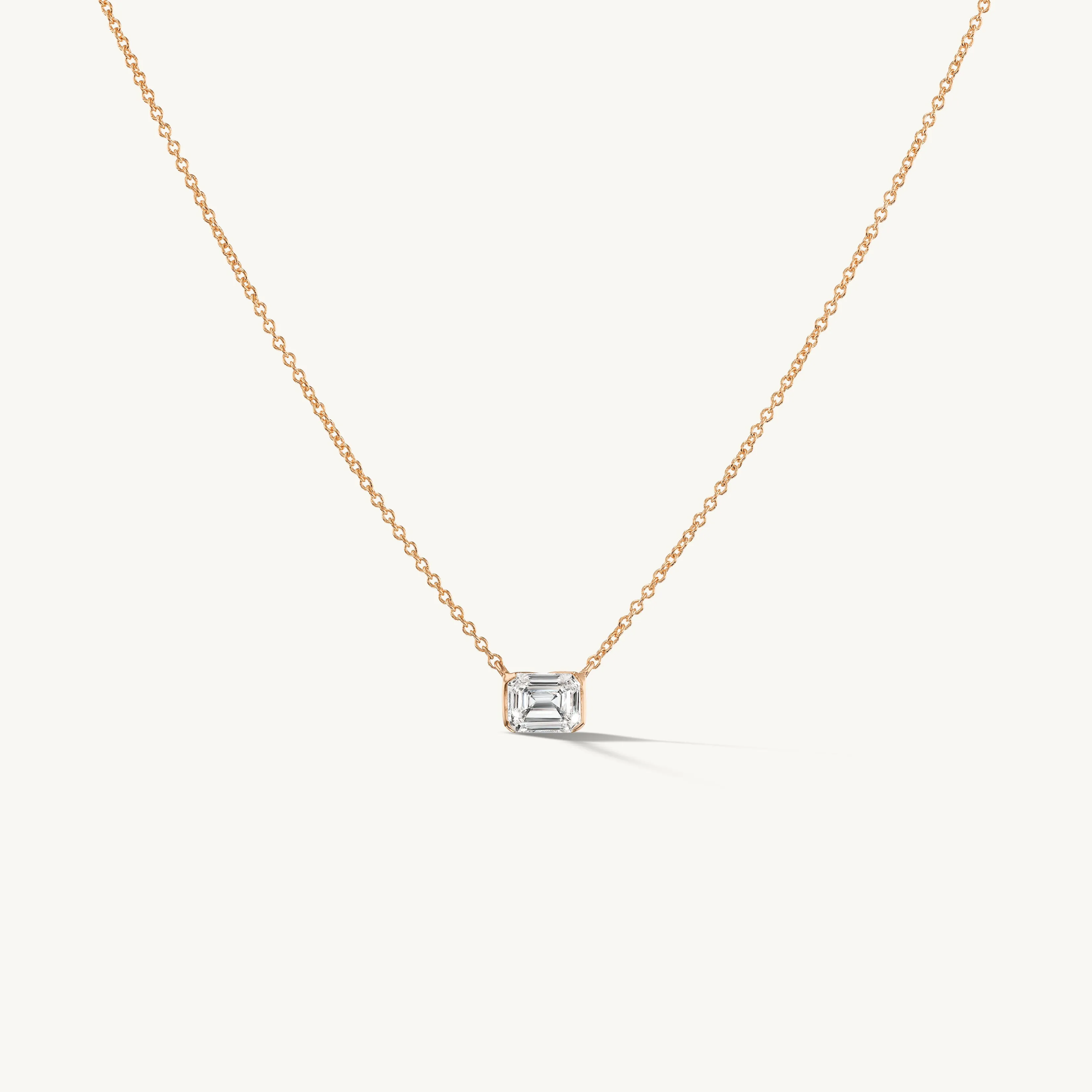 Medium Emerald Sunrise Pendant sold by Sophie Ratner product image thumbnail 4