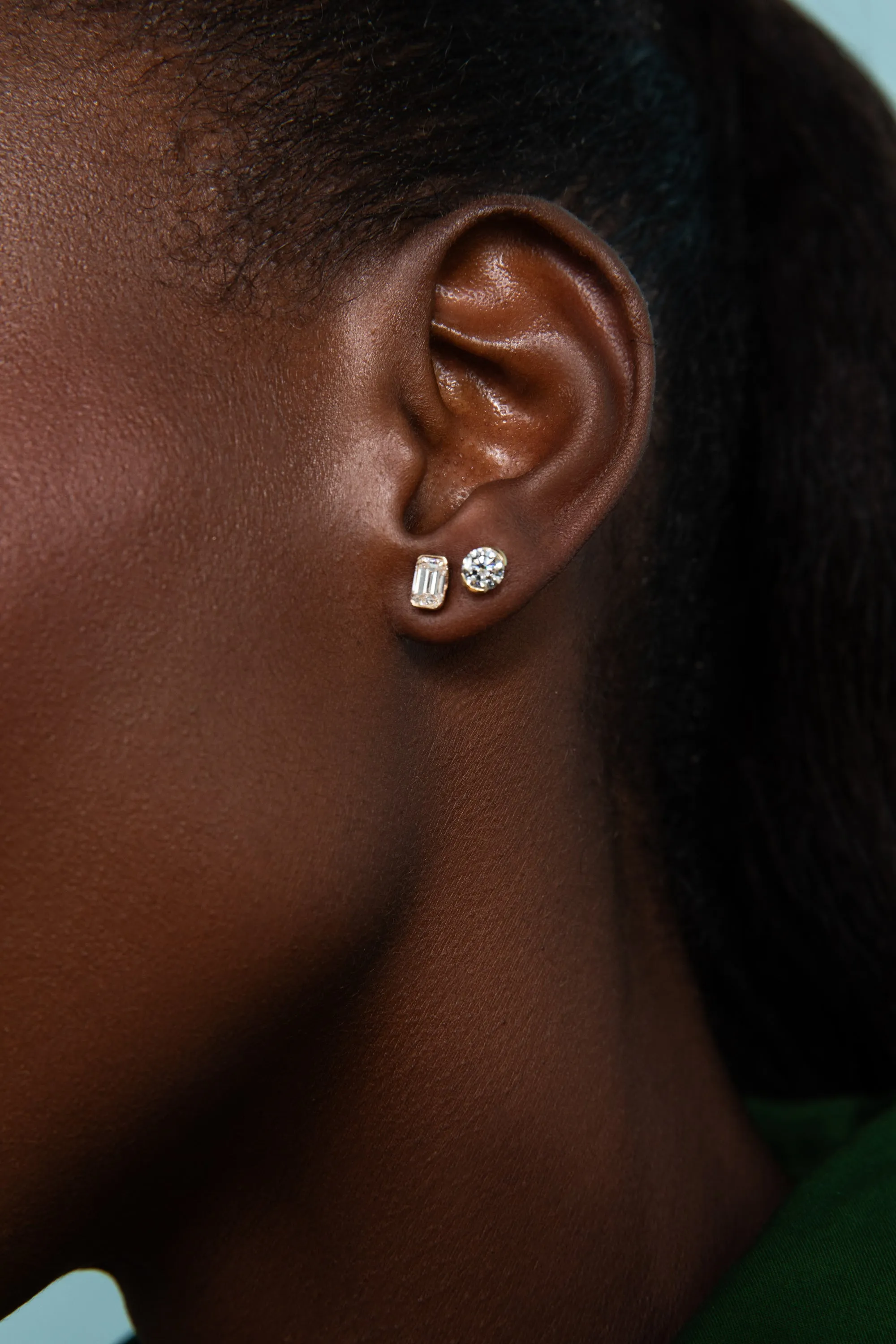 Medium Emerald Sunrise Stud - In Stock sold by Sophie Ratner product image thumbnail 5