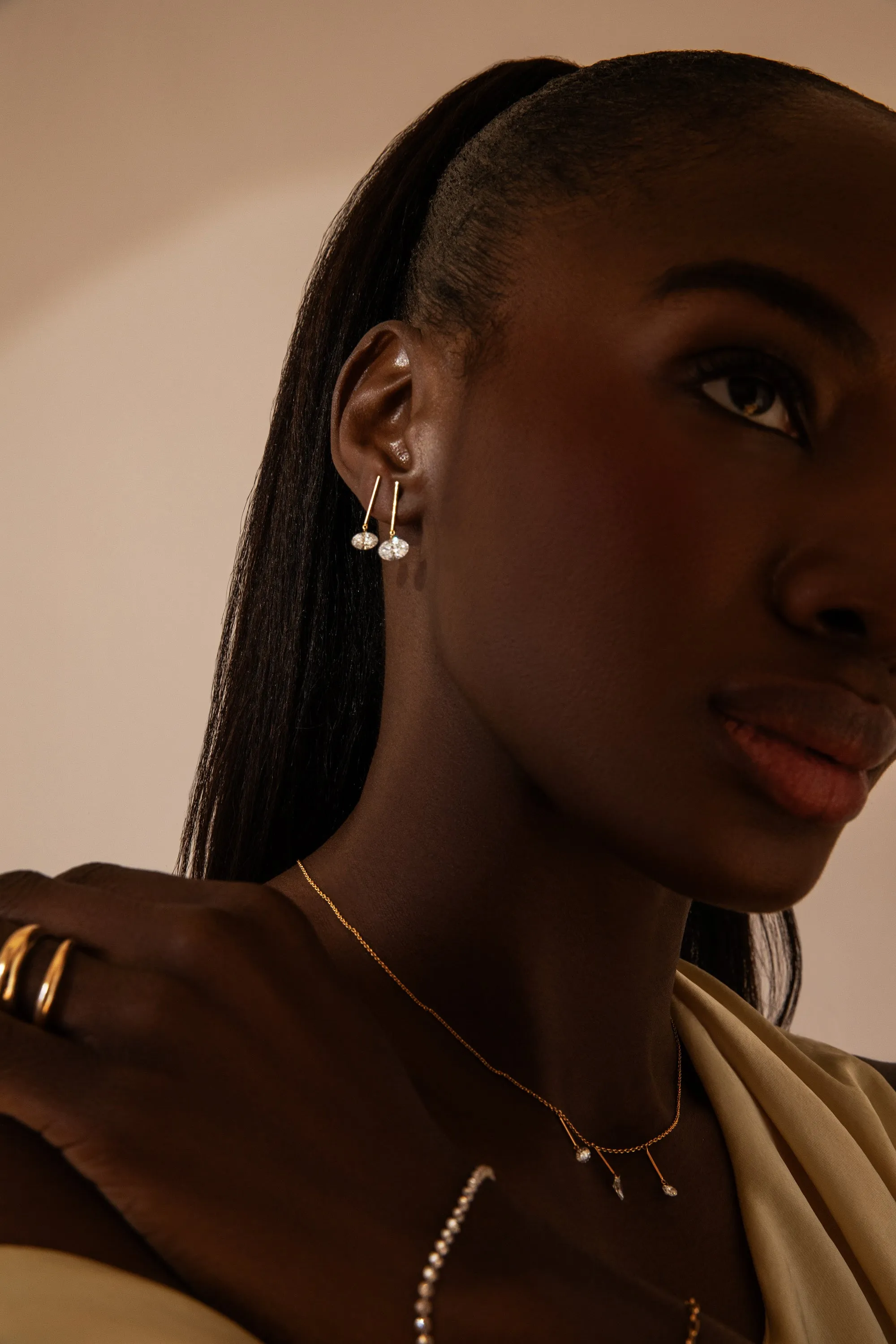 1 Carat Oval Pierced Diamond & Gold Bar Earring sold by Sophie Ratner product image thumbnail 3