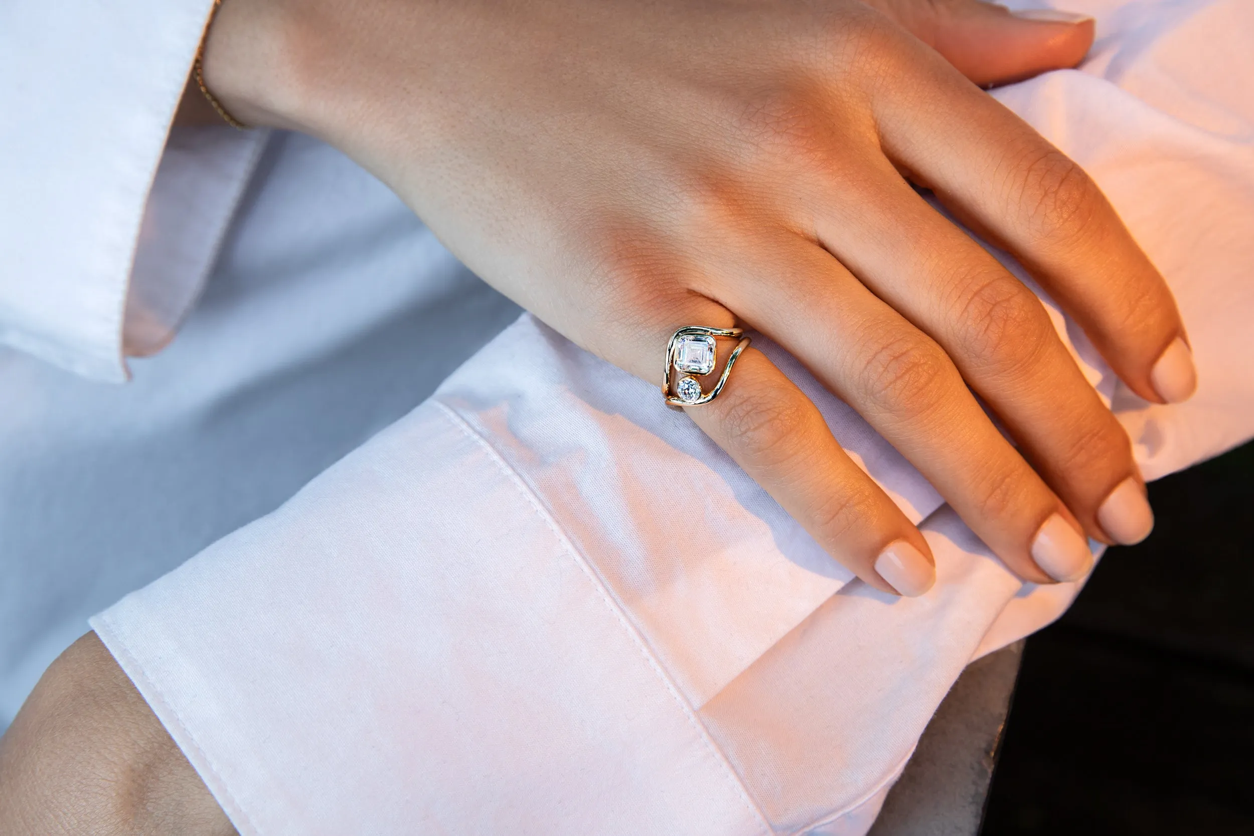 Small Round Trace Ring sold by Sophie Ratner product image thumbnail 4
