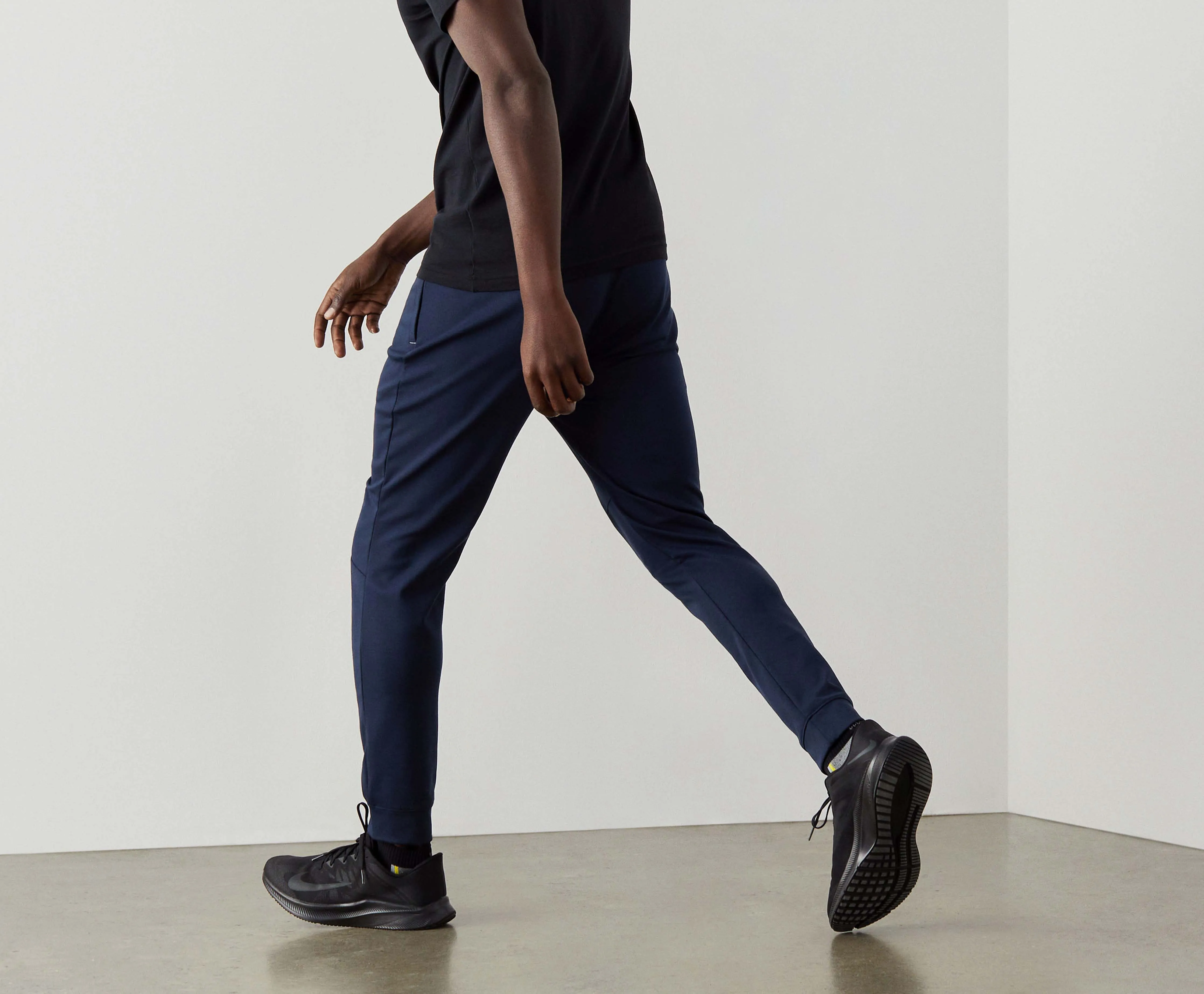 Atlas Jogger Charcoal Heather sold by Mack Weldon product image thumbnail 4