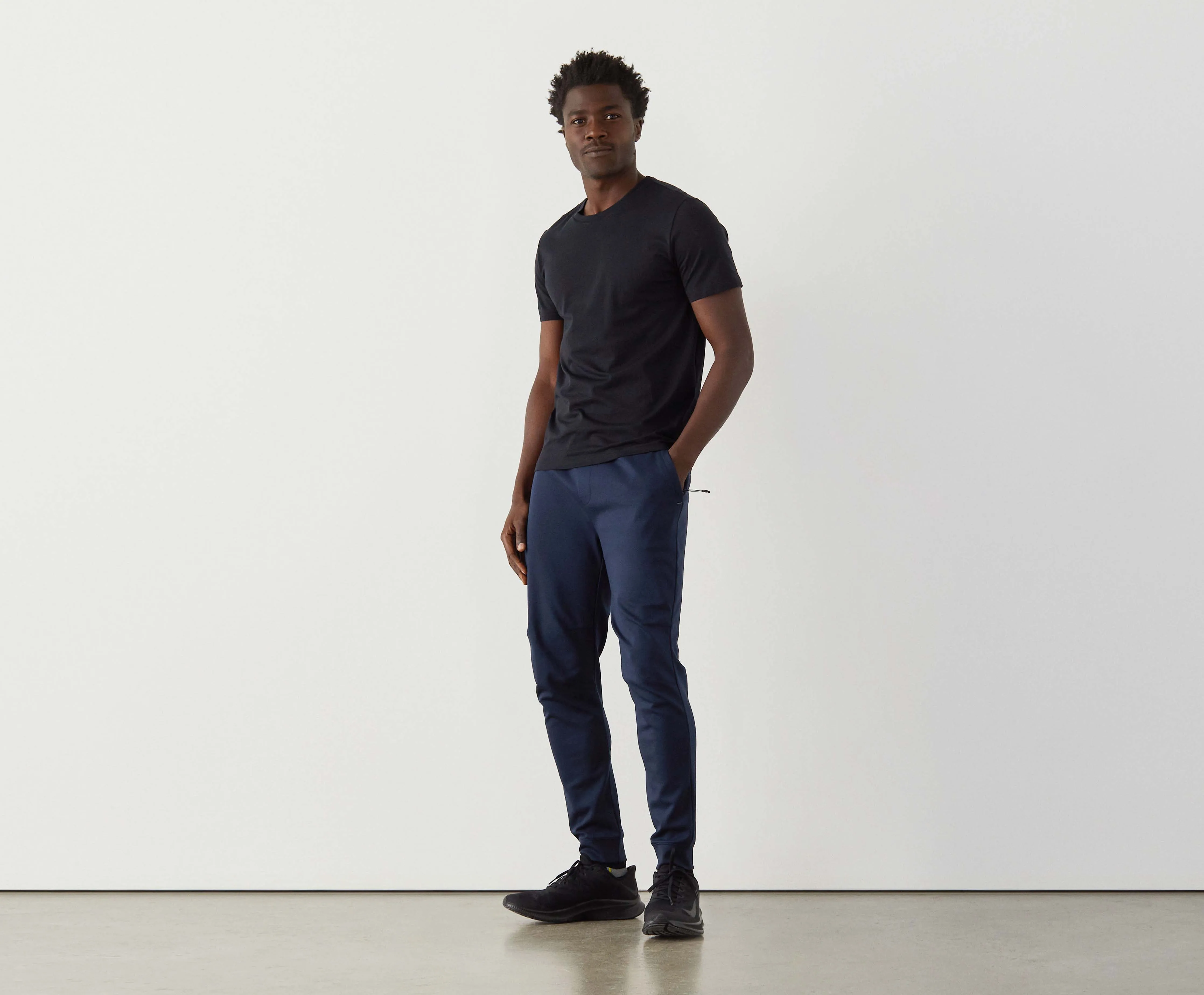 Atlas Jogger True Black sold by Mack Weldon product image thumbnail 3