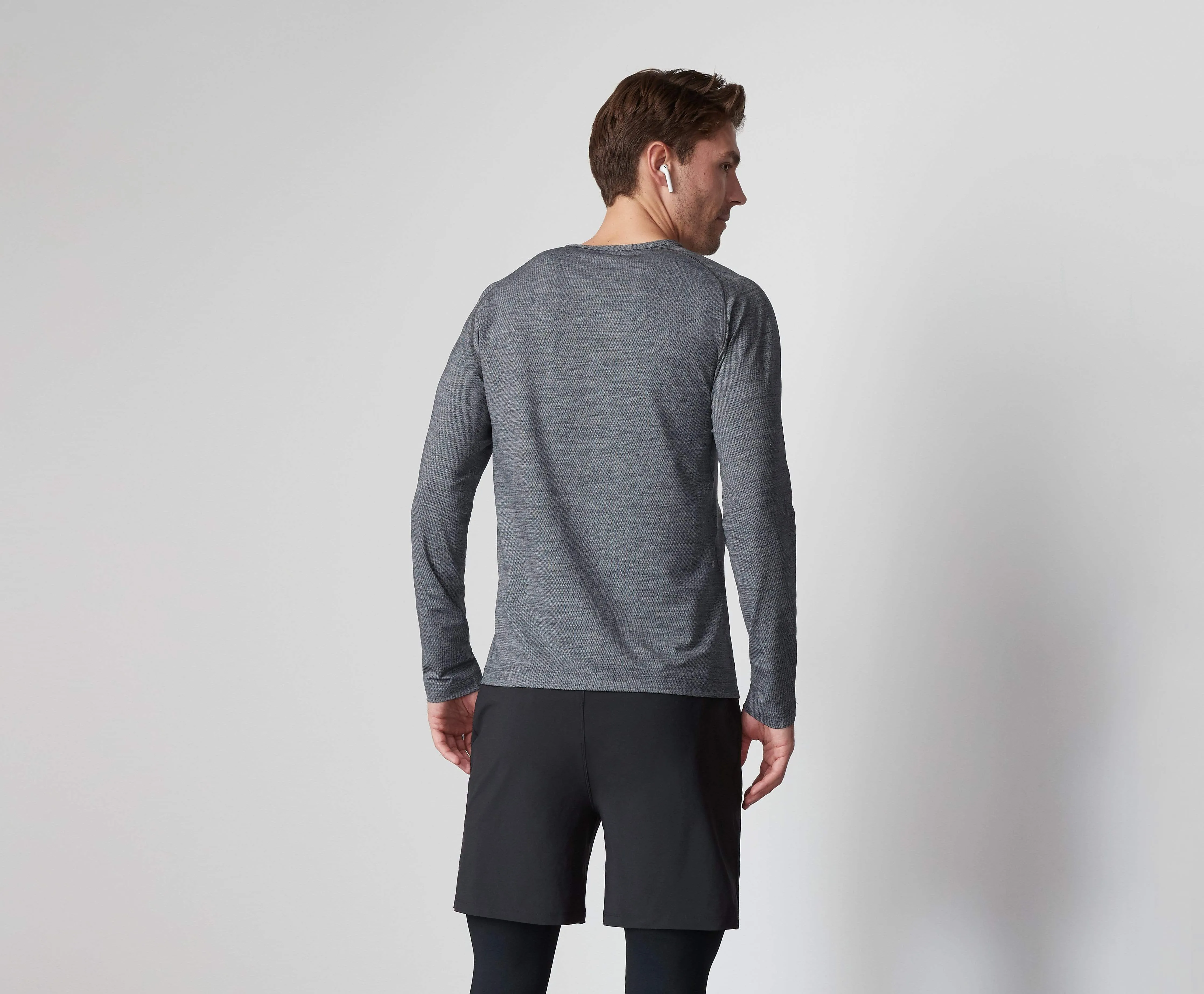 AIRKNITˣ HD Long Sleeve T-Shirt sold by Mack Weldon product image thumbnail 3