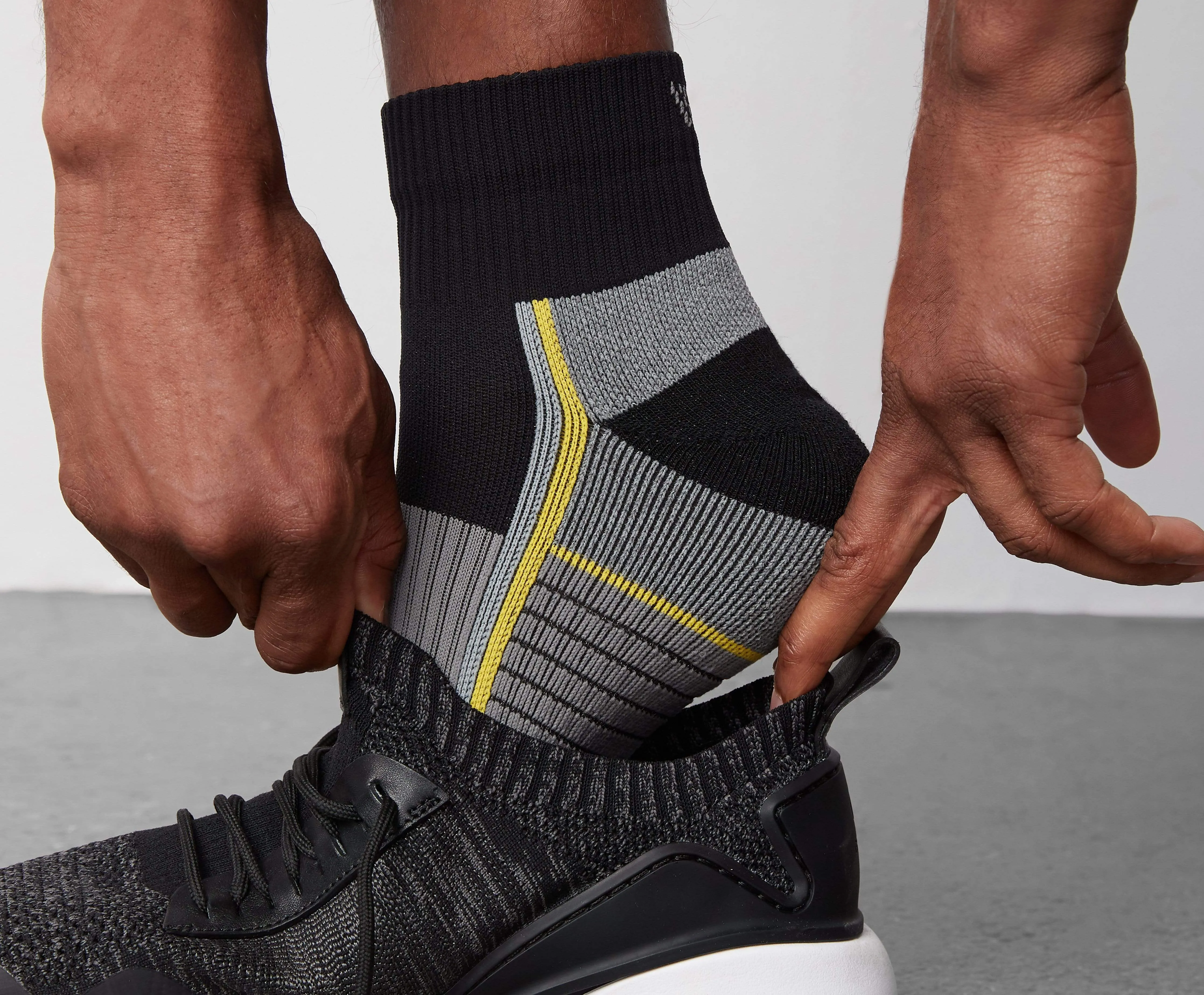 AIRKNITˣ High Ankle Sock Bright White / Weldon Blue sold by Mack Weldon product image thumbnail 5