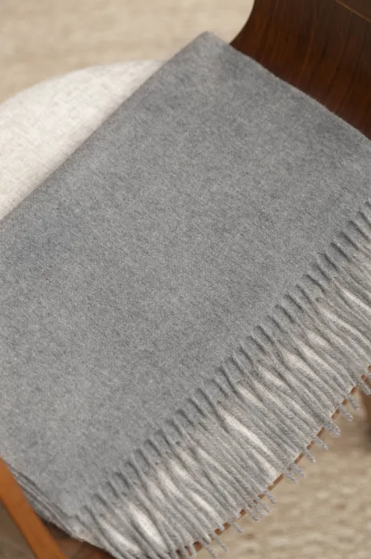Grey cashmere scarf - Made in Italy sold by Pini Parma