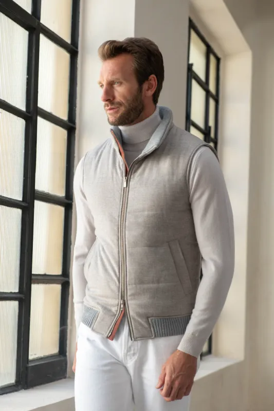 Taupe vest with zip in Loro Piana wool with Rain System®– Made in Italy sold by Pini Parma