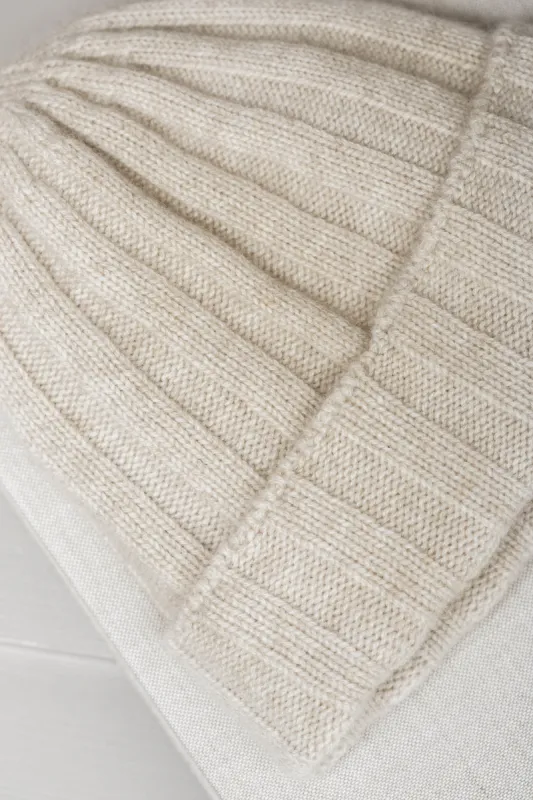 Beige Cashmere rib knit beanie - Made in Italy sold by Pini Parma