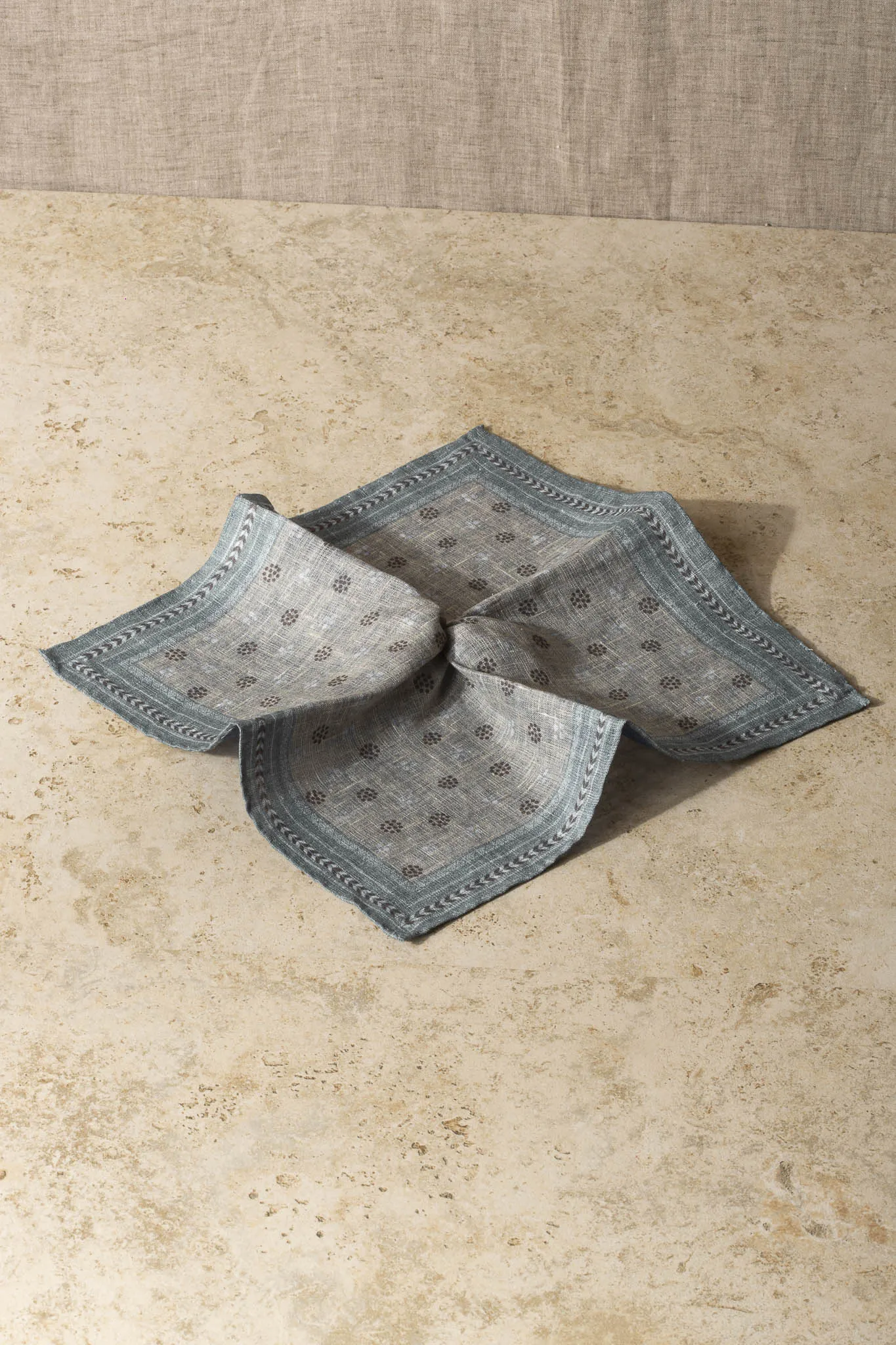 Sage and beige linen reversible pocket square - Hand made in Italy sold by Pini Parma