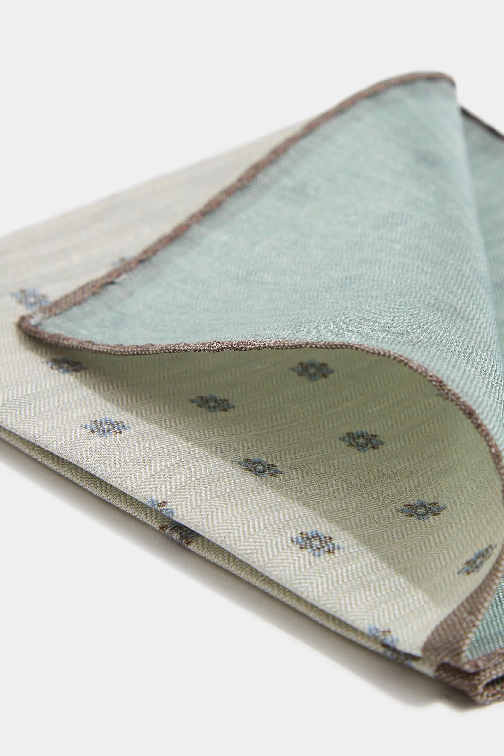 Cream flower reversible pocket square - Made in Italy sold by Pini Parma product image thumbnail 2