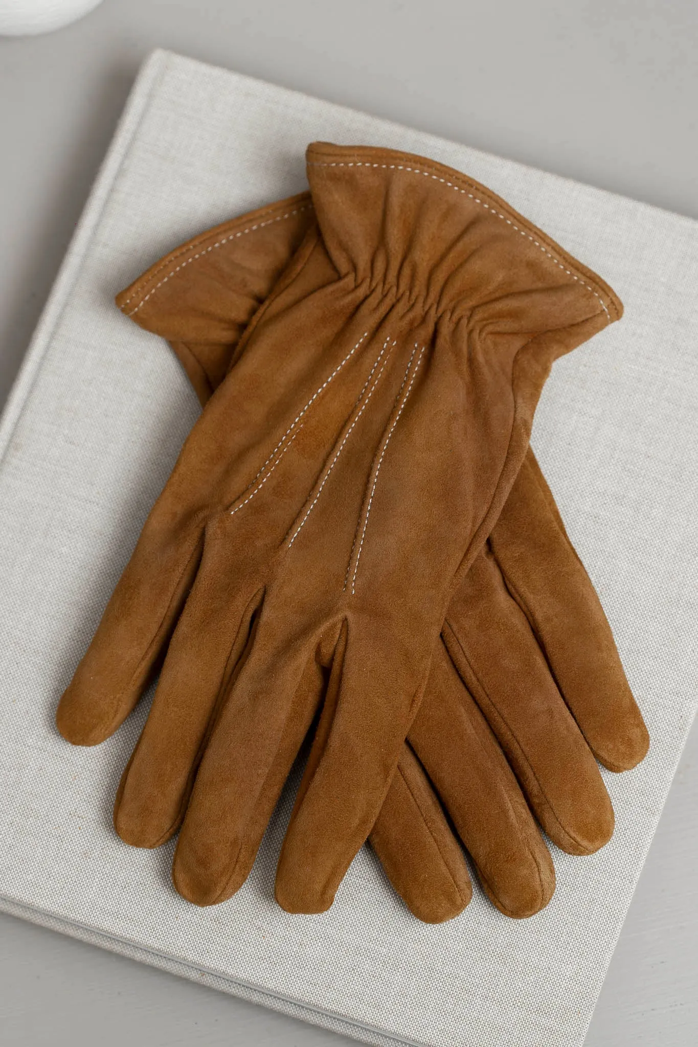 Nocciola Cashmere Lined Suede Gloves - Made in Italy sold by Pini Parma product image thumbnail 2