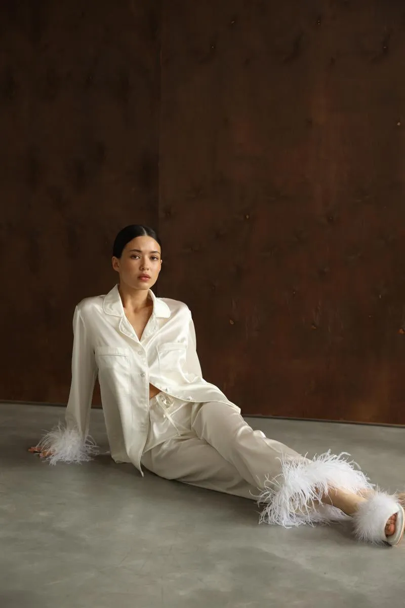 Pajama set - White feathers with pants sold by The Robe product image thumbnail 4