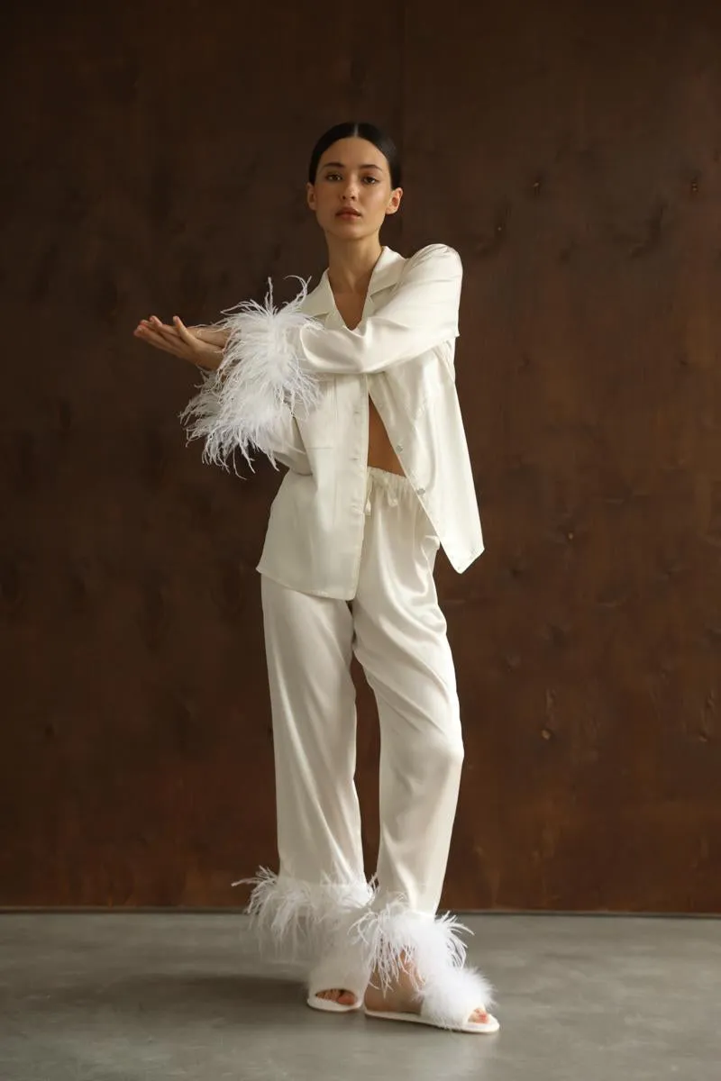 Pajama set - White feathers with pants sold by The Robe