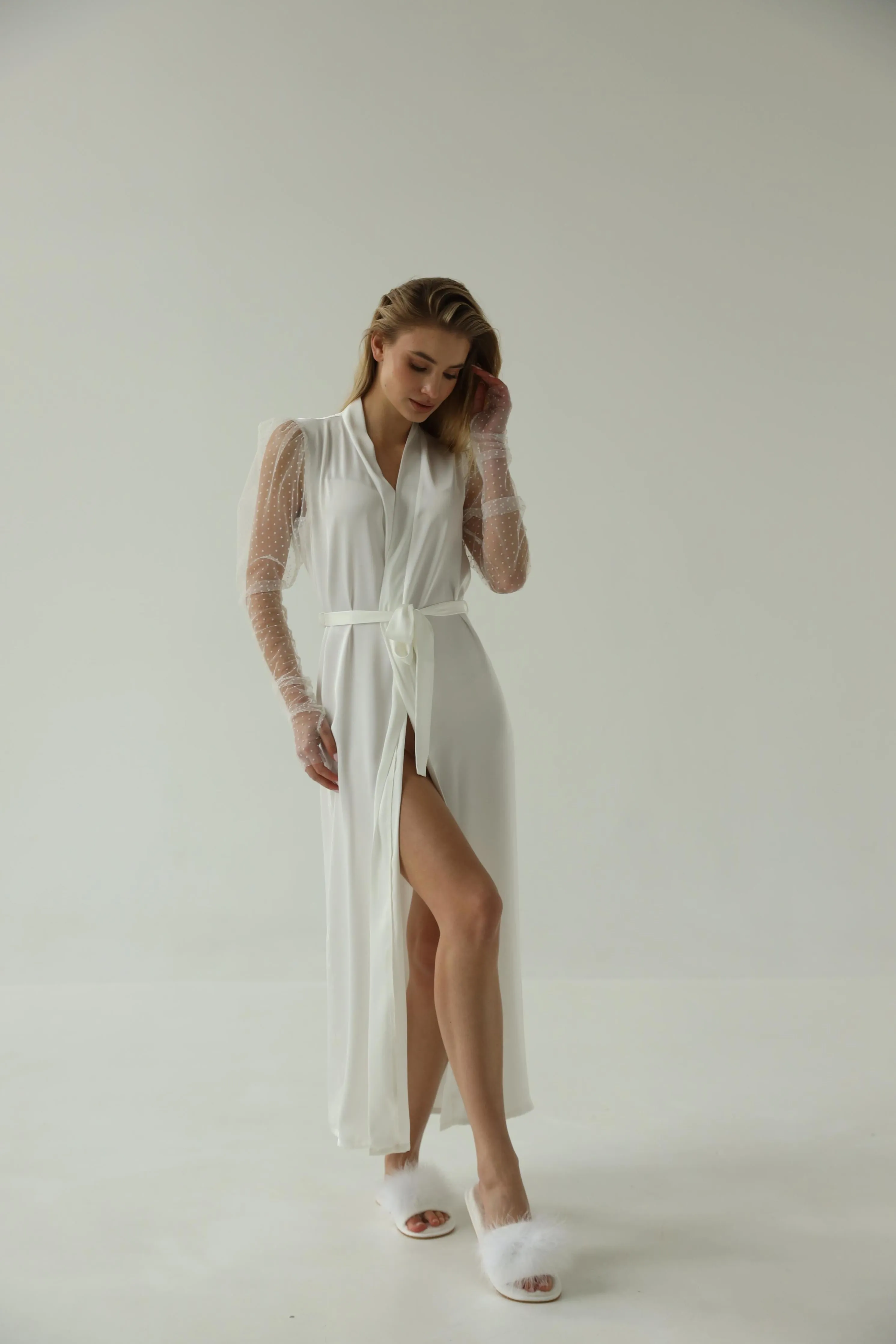 Gloria - White long sold by The Robe product image thumbnail 5