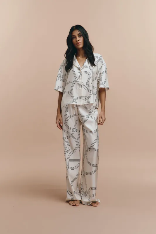 Lora printed silk pjs - White sold by The Robe