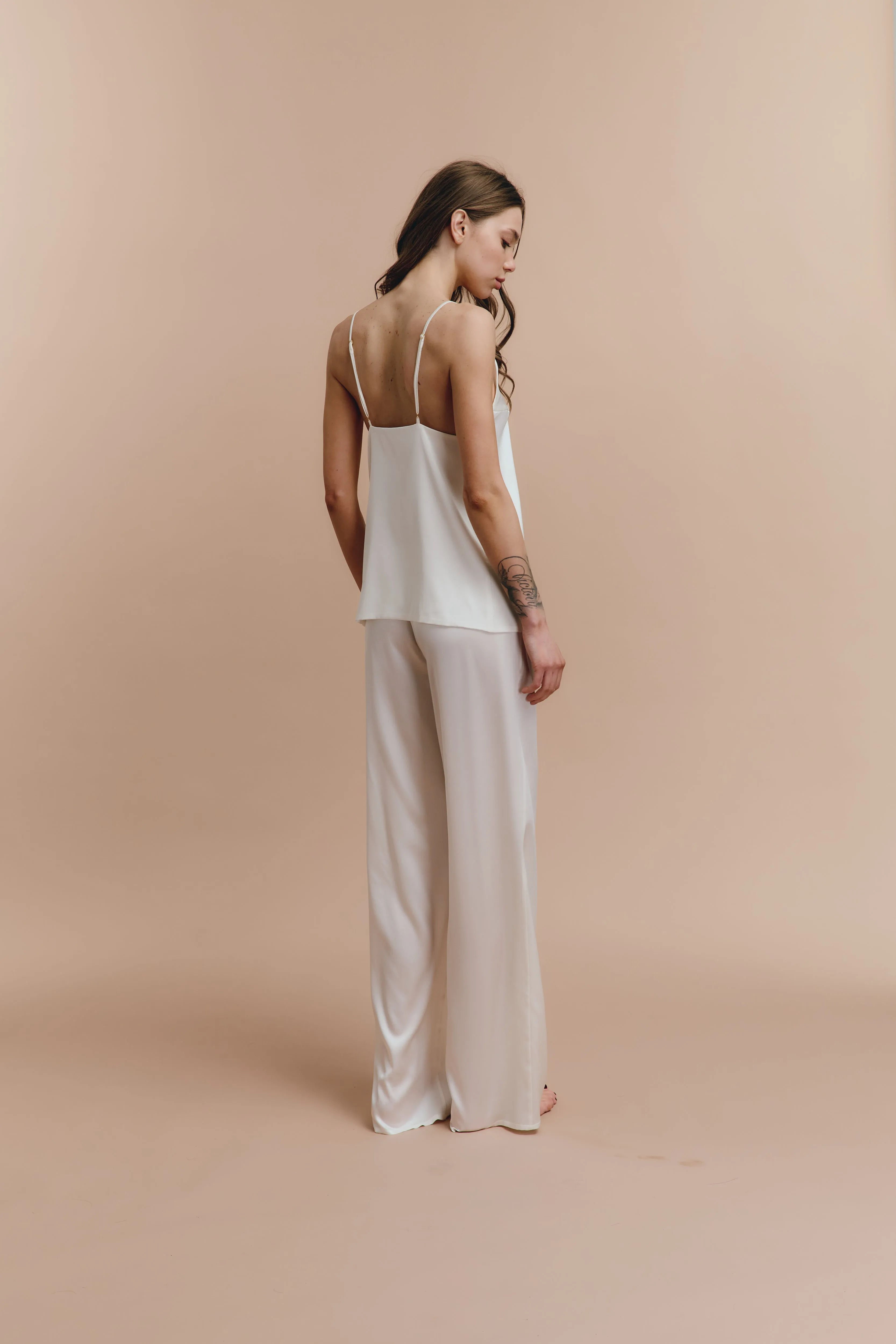 Lucy - White pjs without lace sold by The Robe product image thumbnail 3