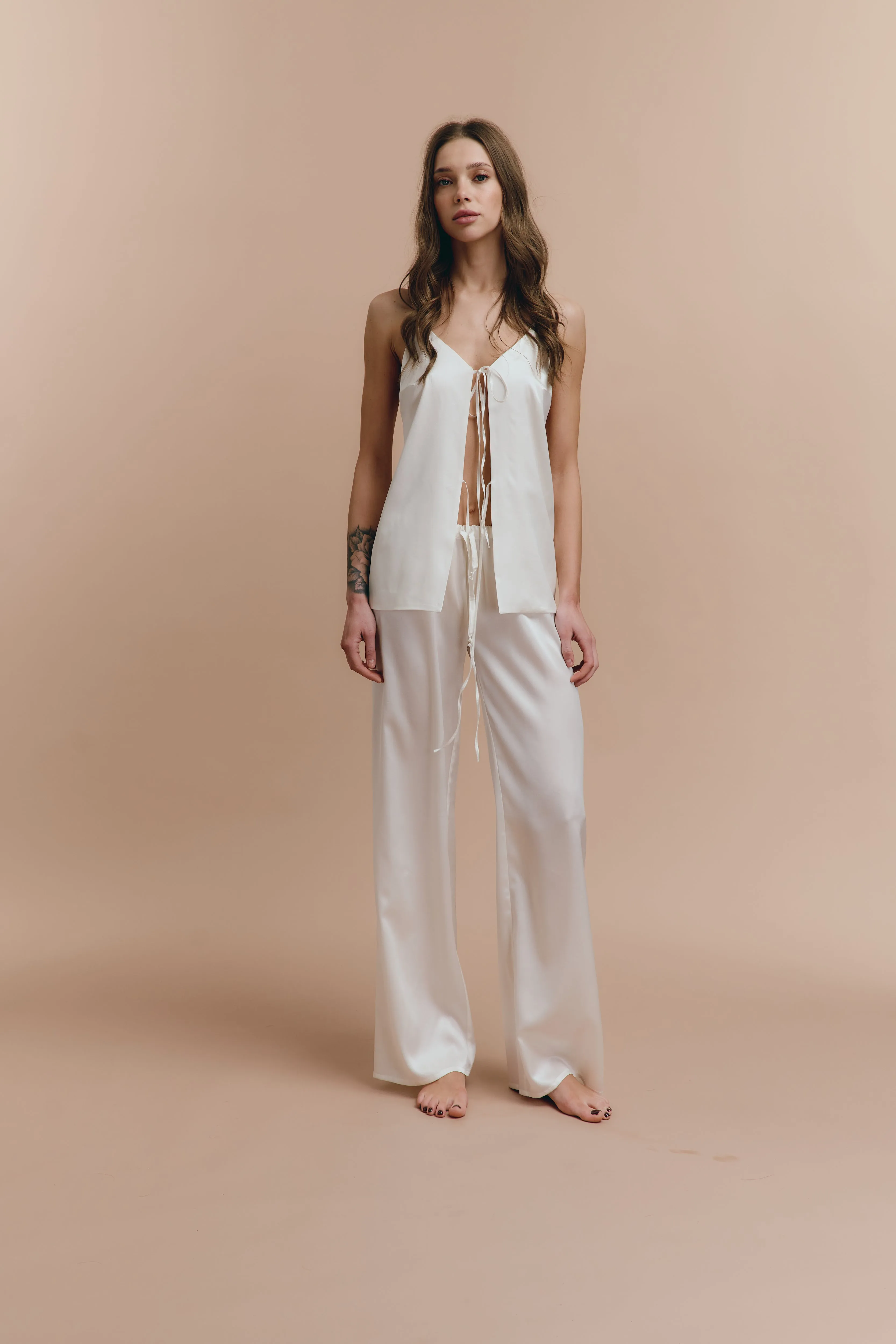 Lucy - White pjs without lace sold by The Robe